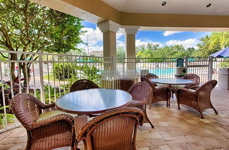 WP107-2305-104-2 - Silver Palm Sanctuary - Windsor Palms