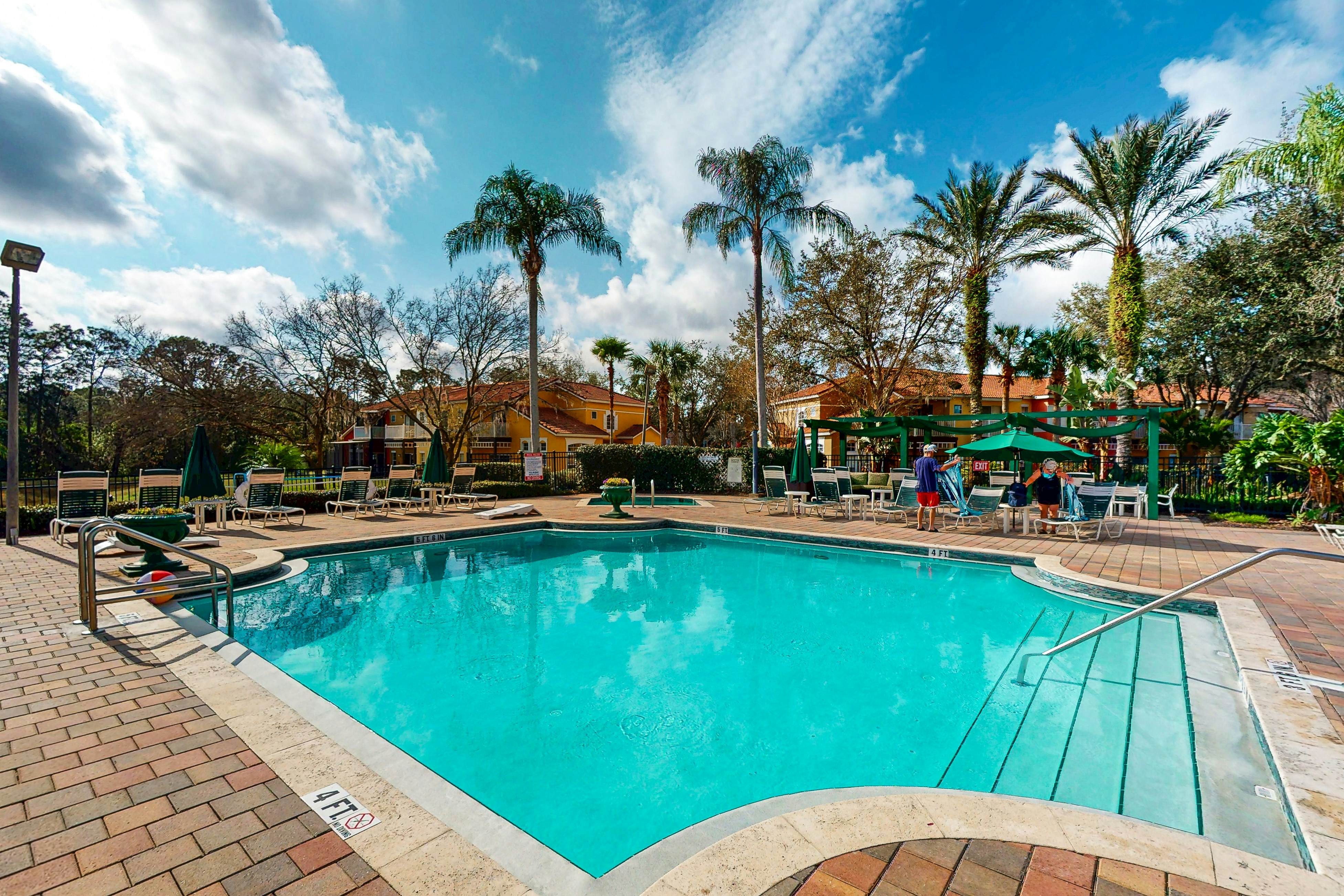 EMI103-8571-3-Emerald Island Gem - Emerald Island Resort