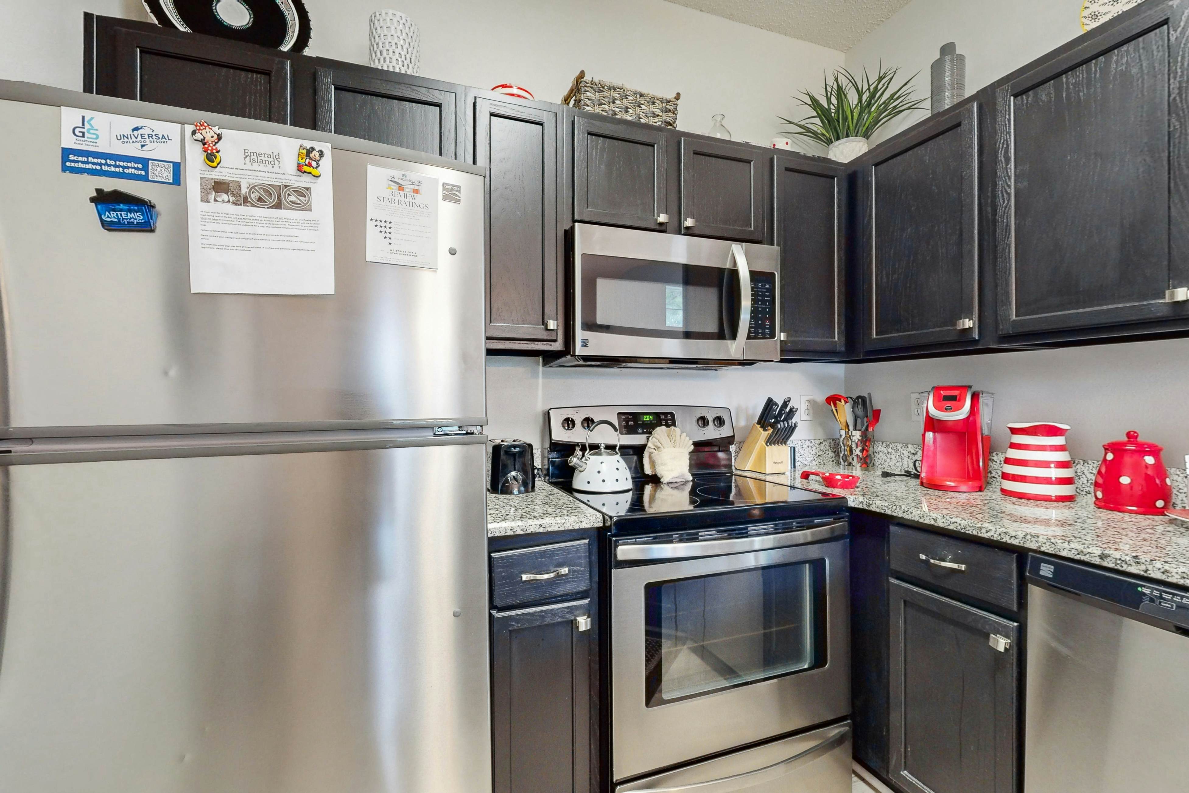 EMI103-8571-3-Emerald Island Gem - Emerald Island Resort