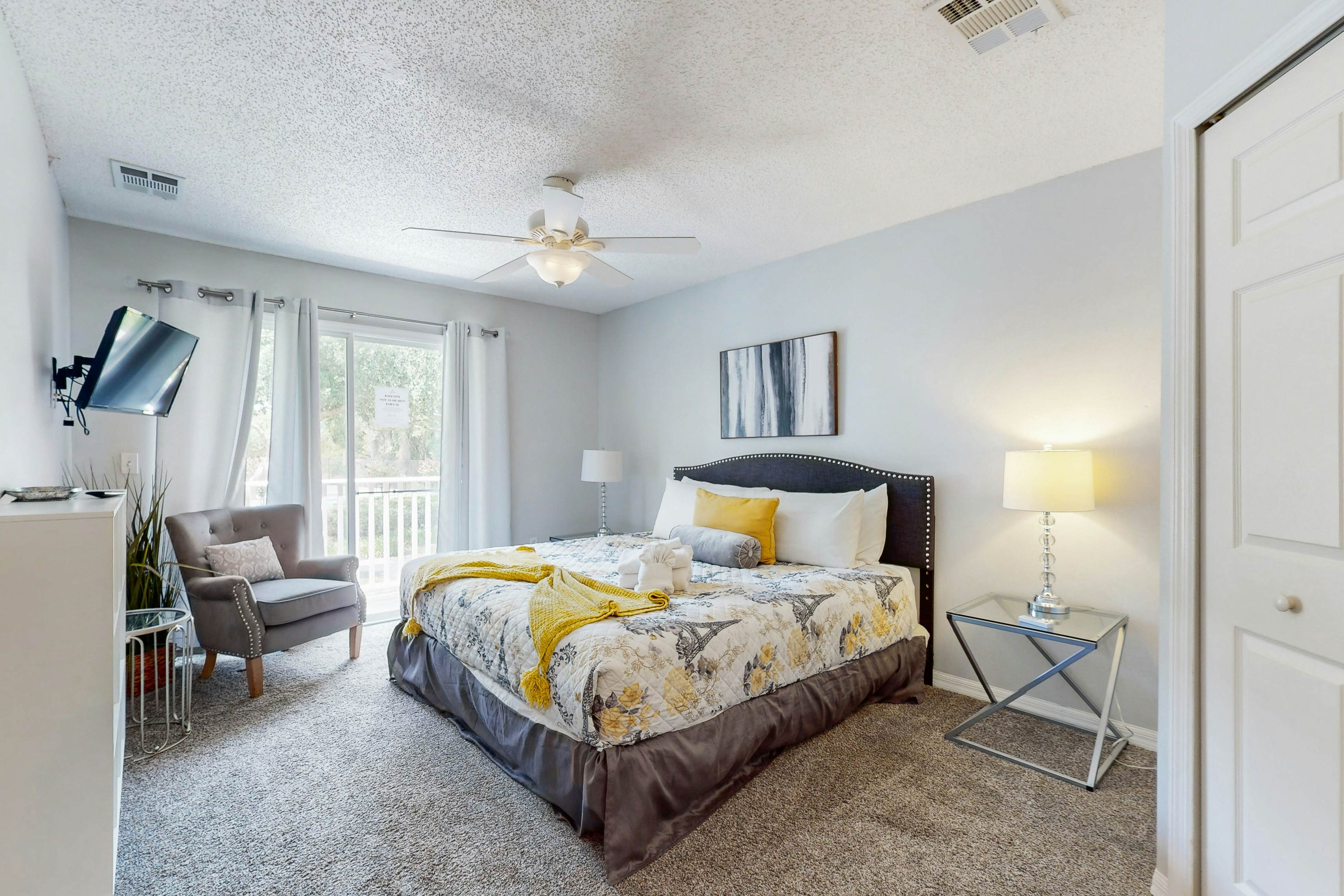 EMI103-8571-3-Emerald Island Gem - Emerald Island Resort