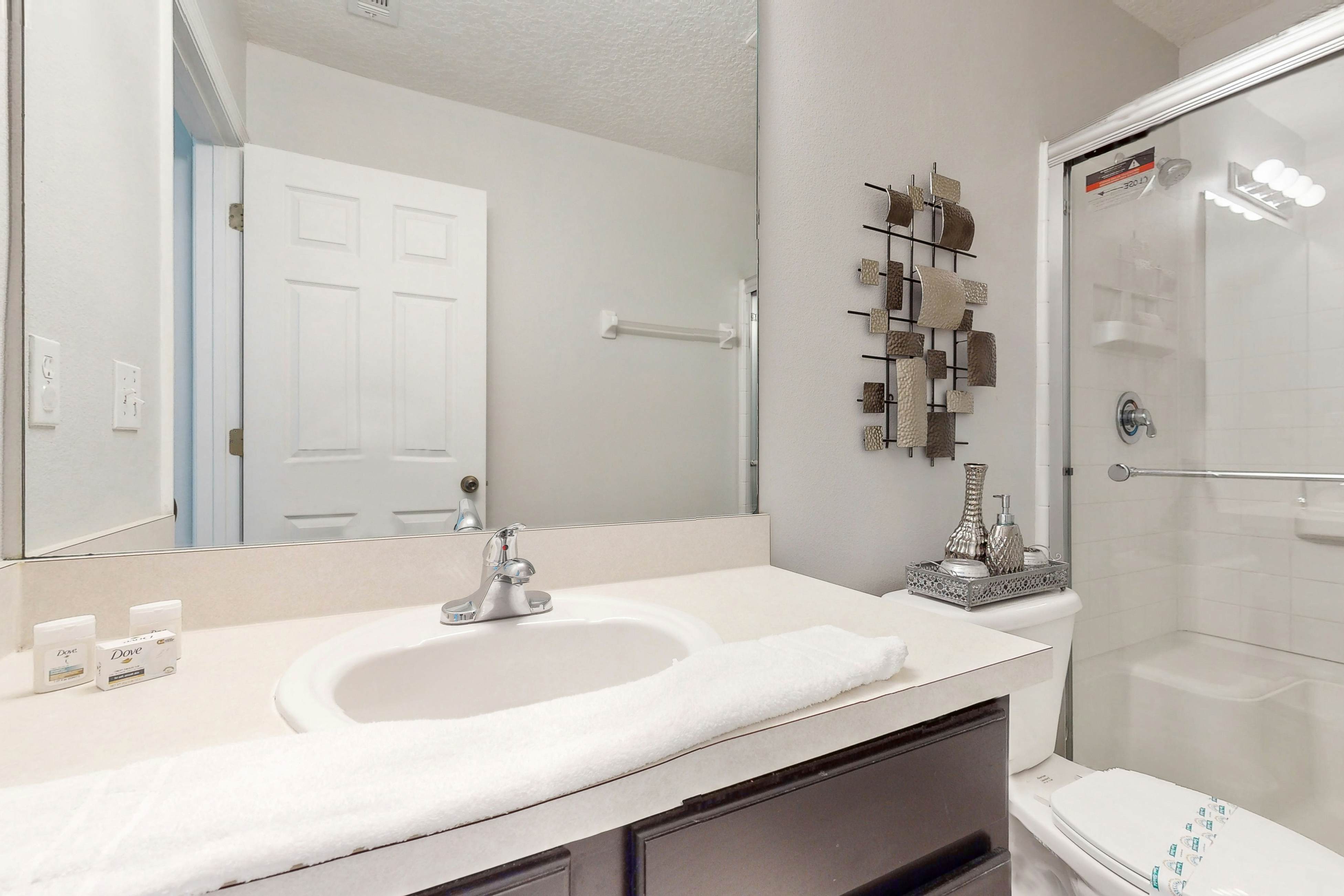 EMI103-8571-3-Emerald Island Gem - Emerald Island Resort