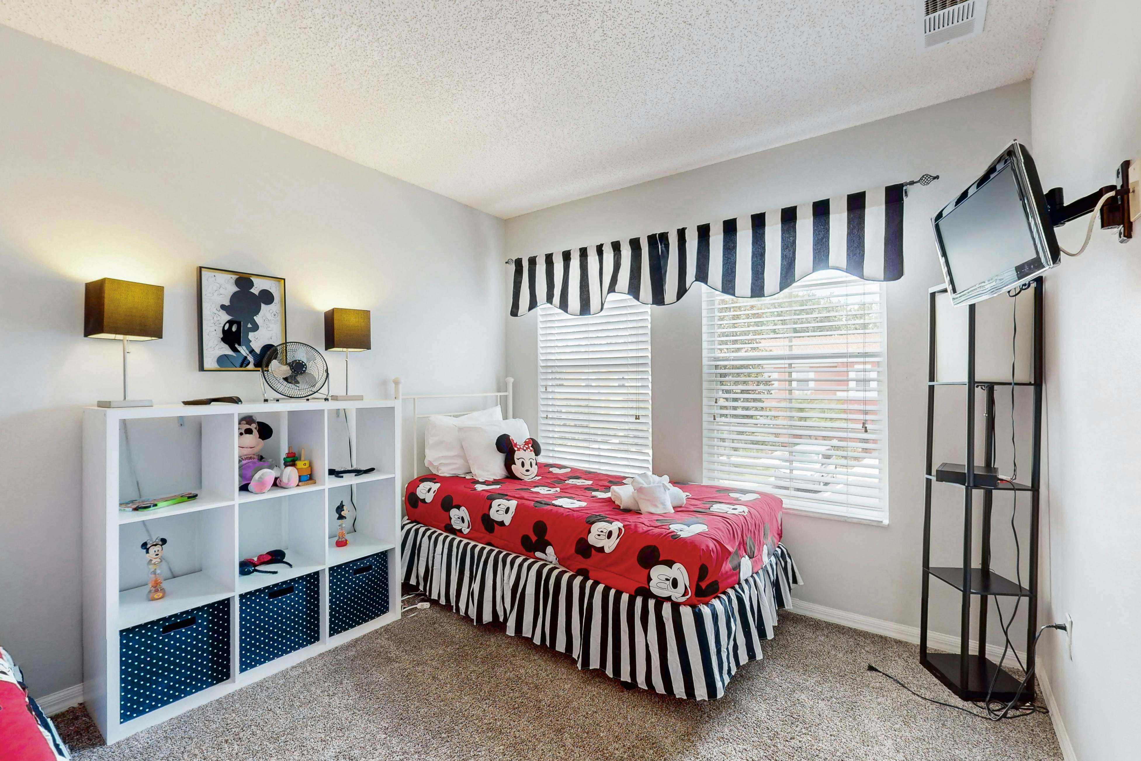 EMI103-8571-3-Emerald Island Gem - Emerald Island Resort