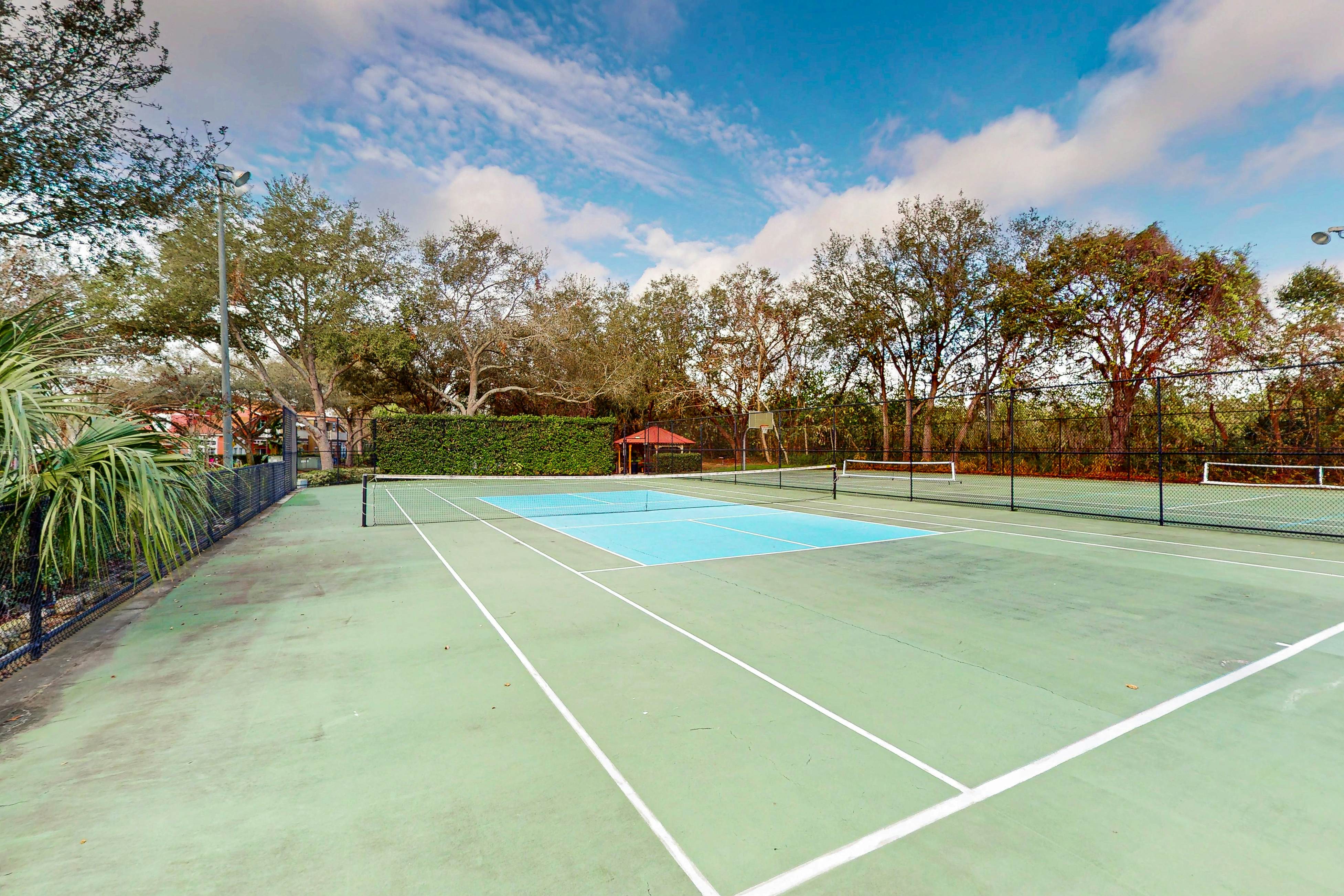 EMI103-8571-3-Emerald Island Gem - Emerald Island Resort