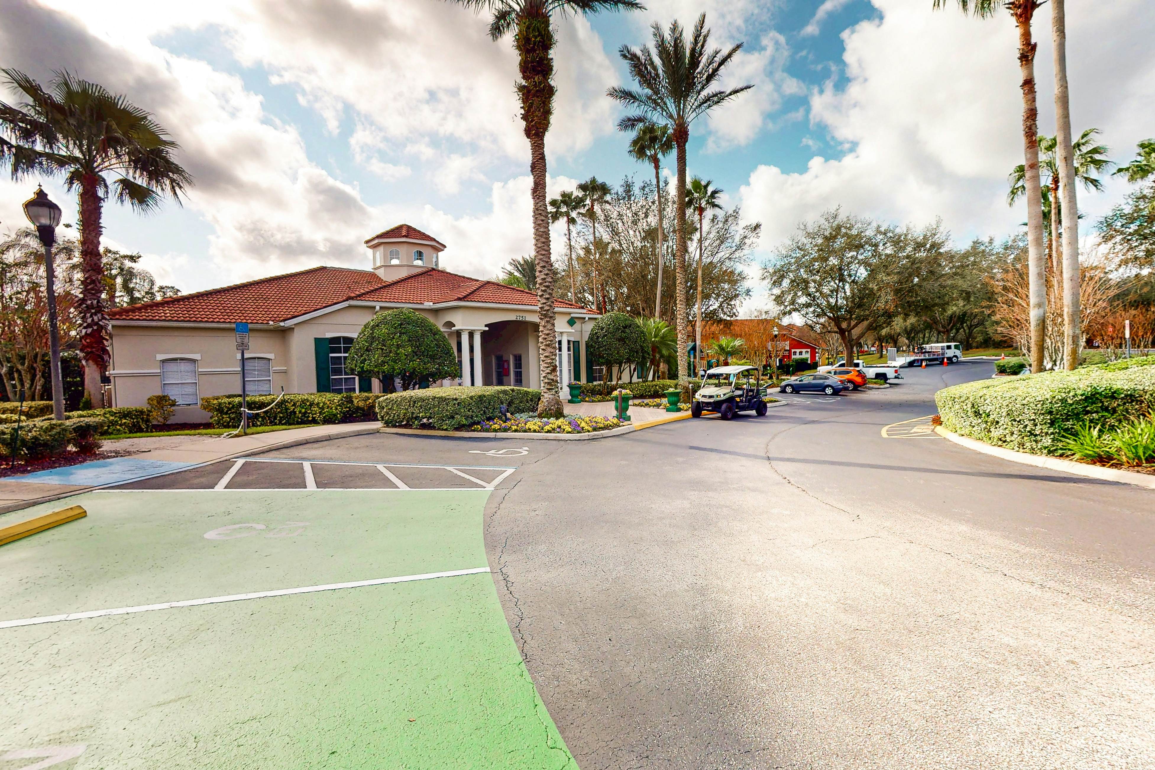 EMI103-8571-3-Emerald Island Gem - Emerald Island Resort