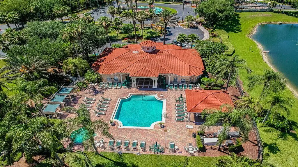 EMI103-8571-3-Emerald Island Gem - Emerald Island Resort
