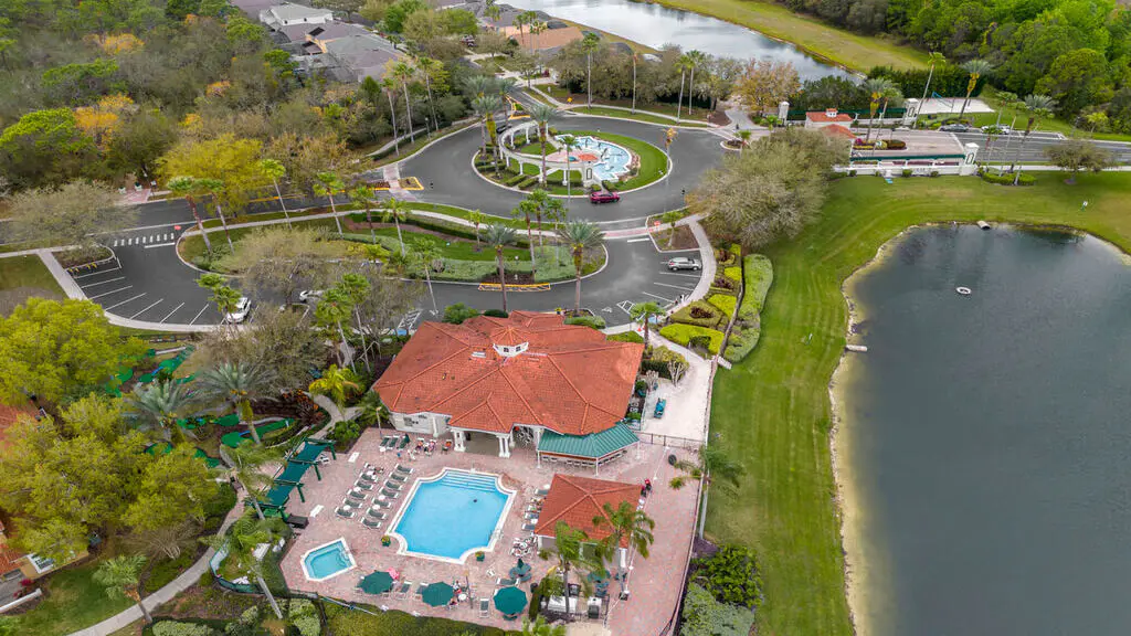 EMI103-8571-3-Emerald Island Gem - Emerald Island Resort