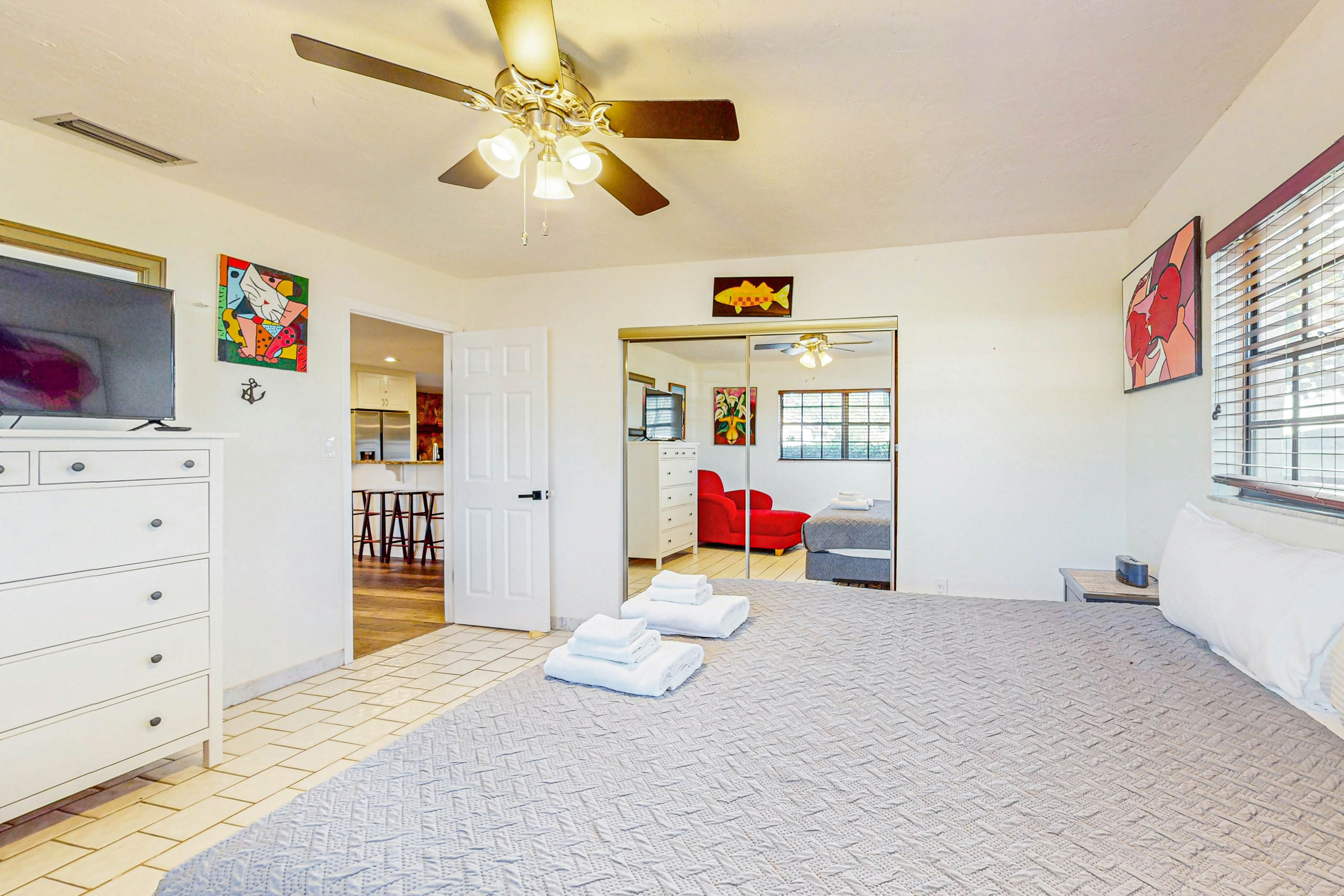 LAK104-110L-3 - Lakefront Living