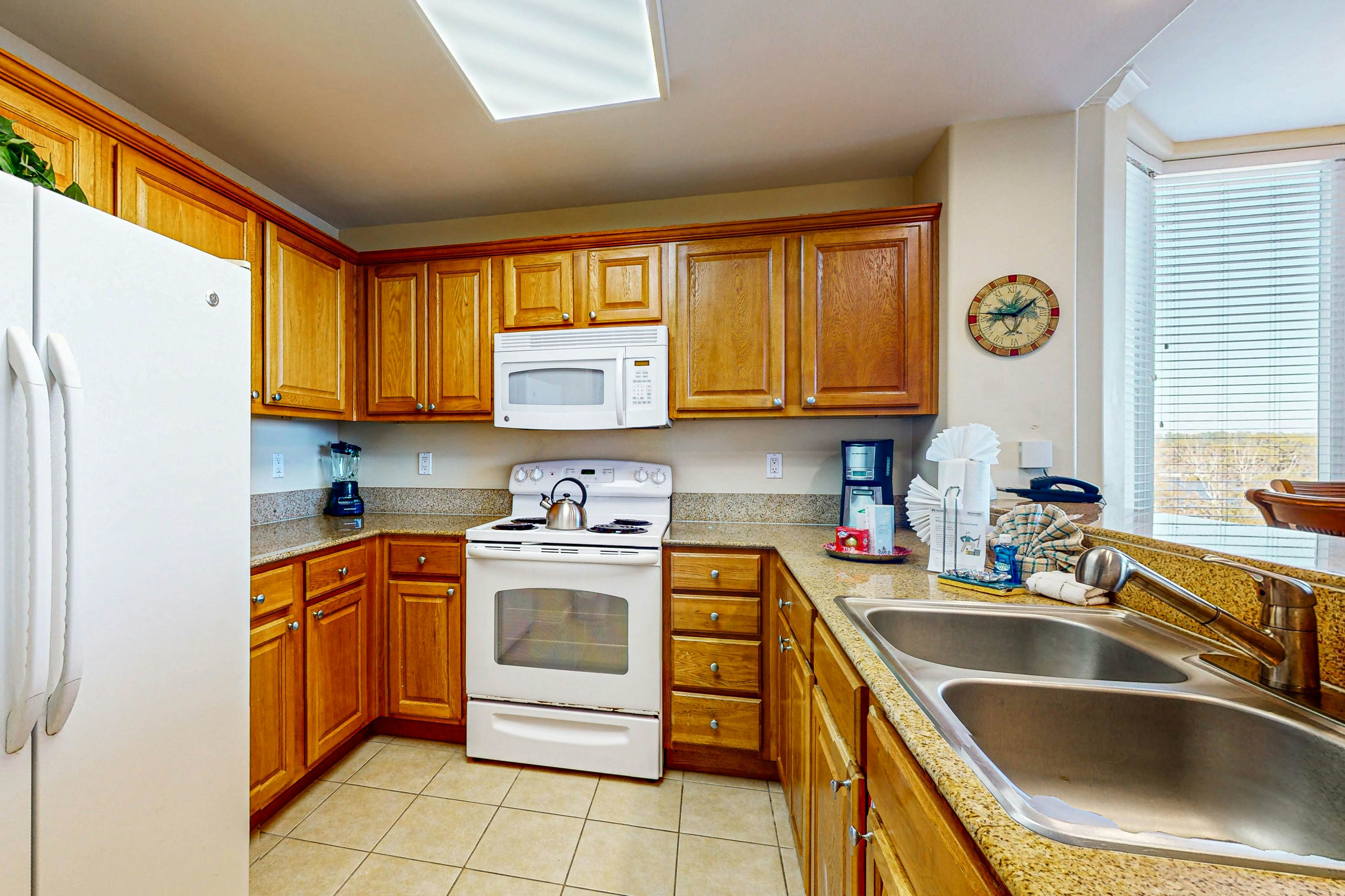 BLU118-13427-2-0301-2 - Blue Heron Beach Resort 2-0301