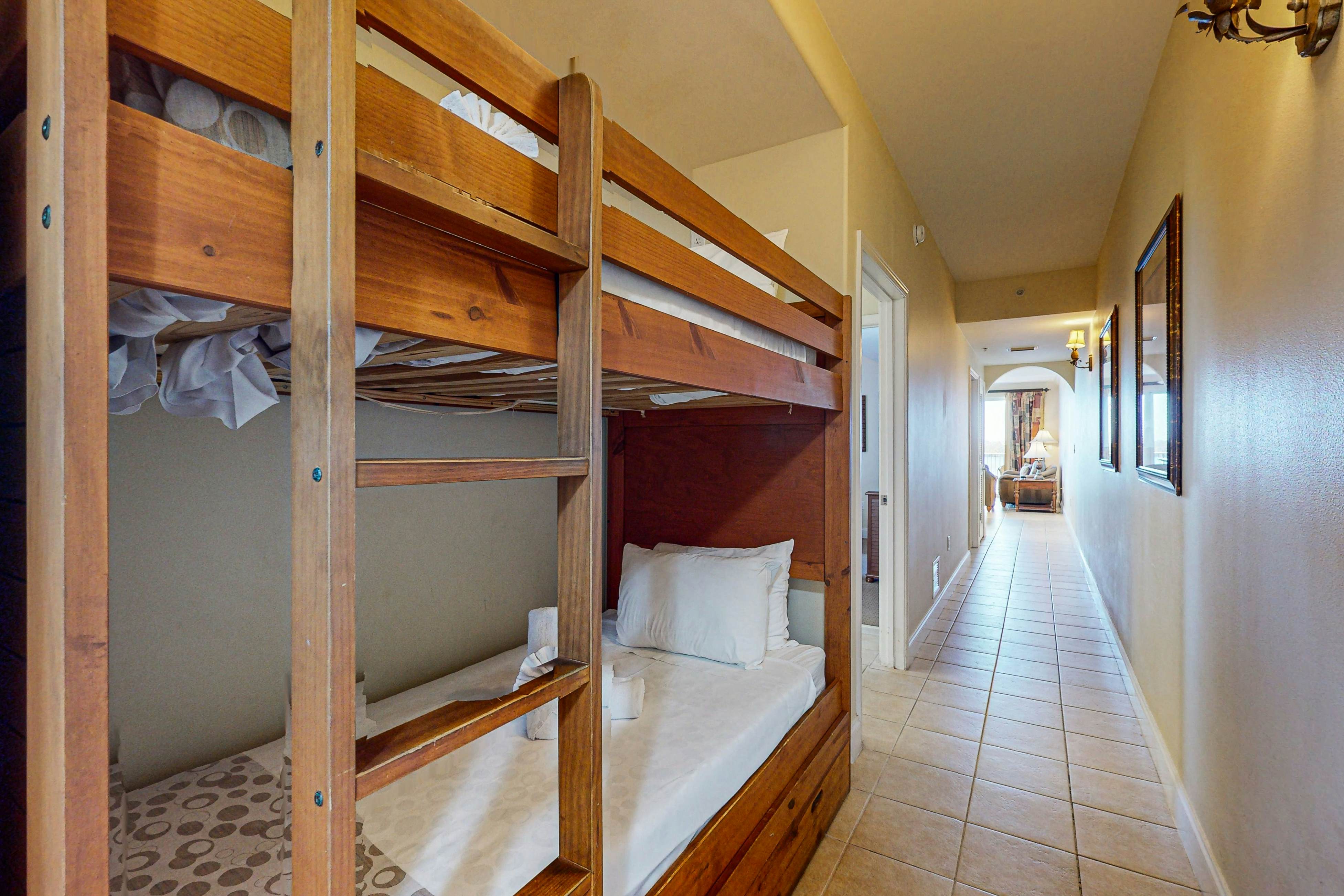 BLU118-13427-2-0301-2 - Blue Heron Beach Resort 2-0301