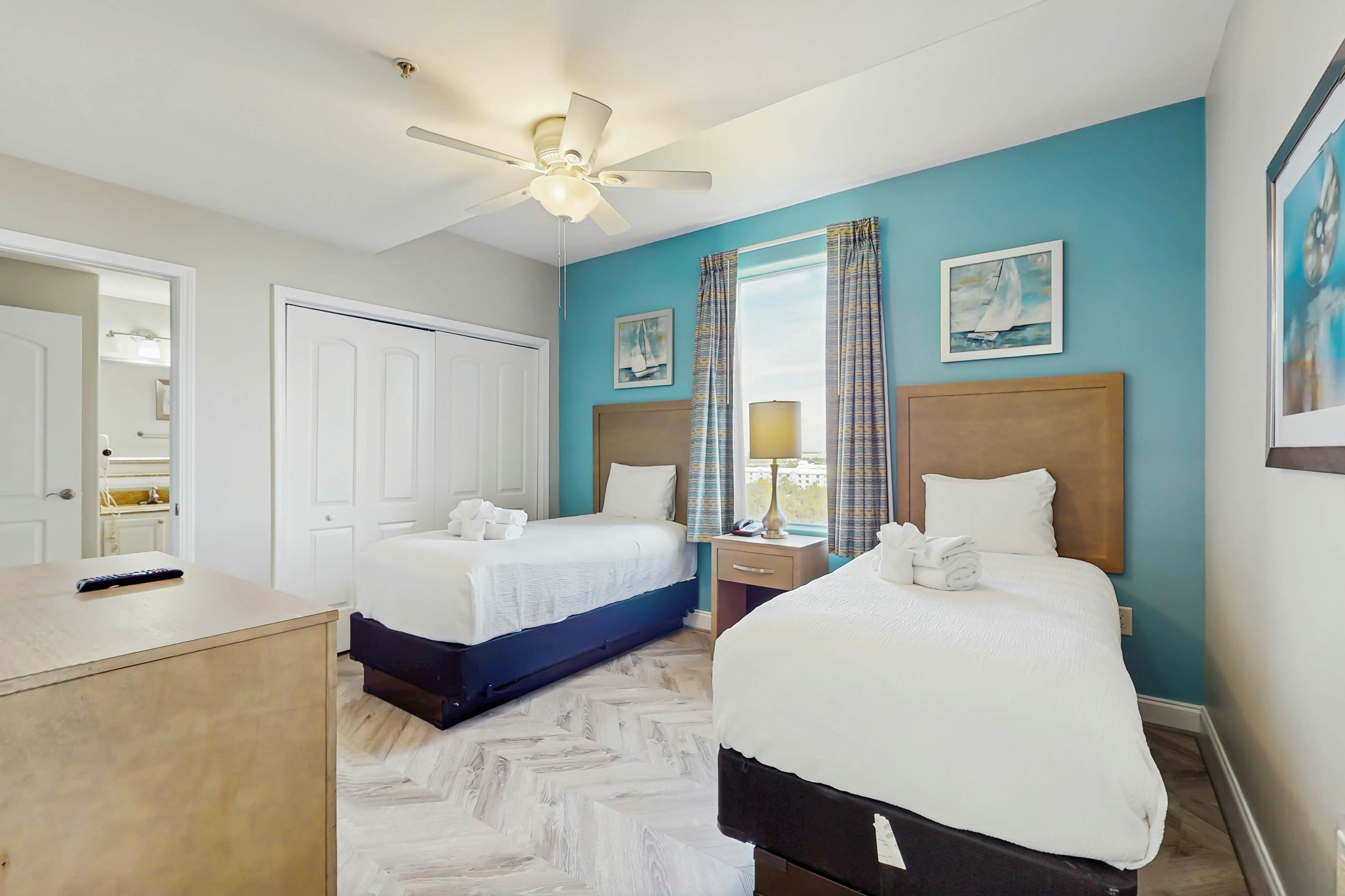 BLU110-13415-1-0801-2 - Blue Heron Beach Resort 1-0801