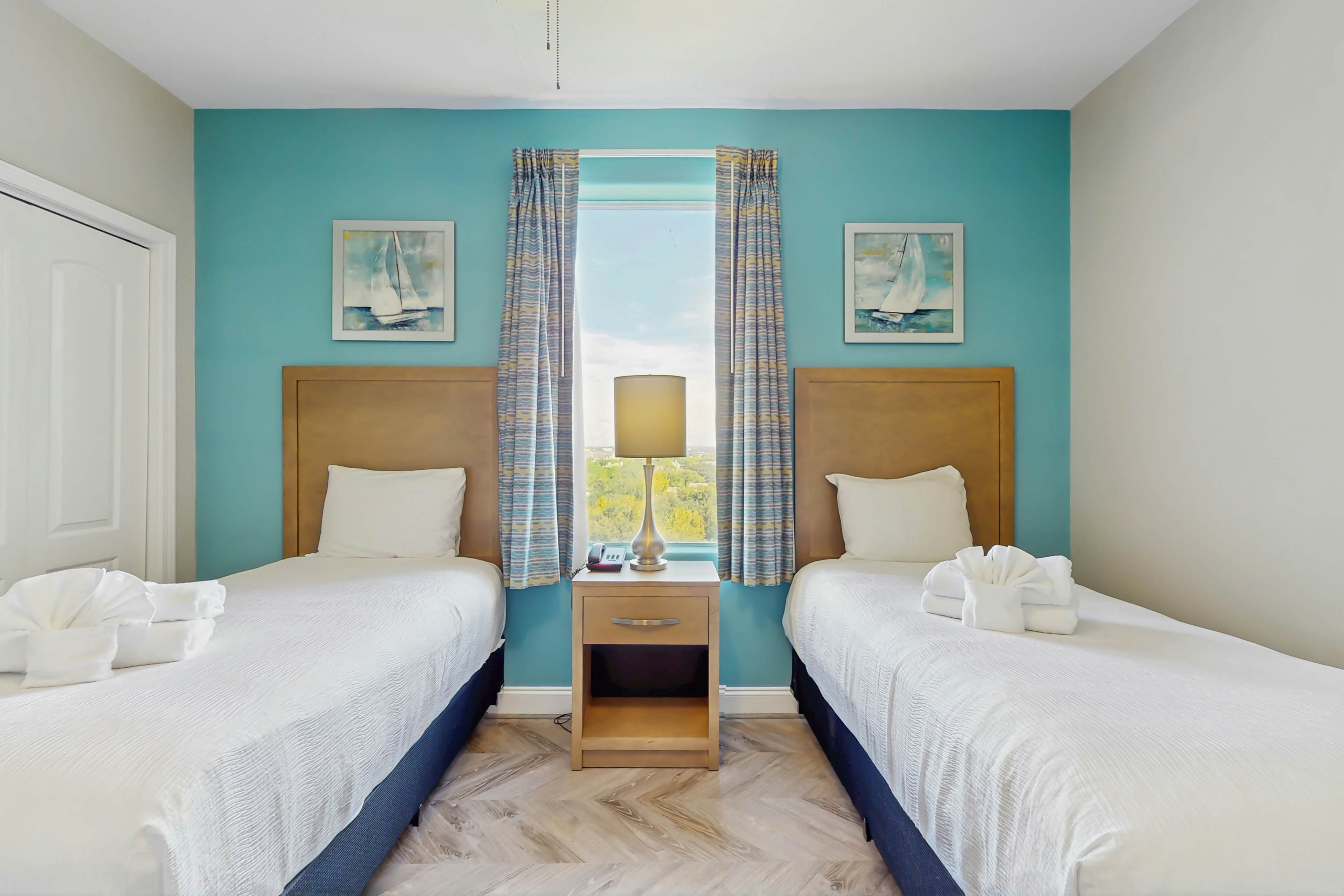 BLU110-13415-1-0801-2 - Blue Heron Beach Resort 1-0801