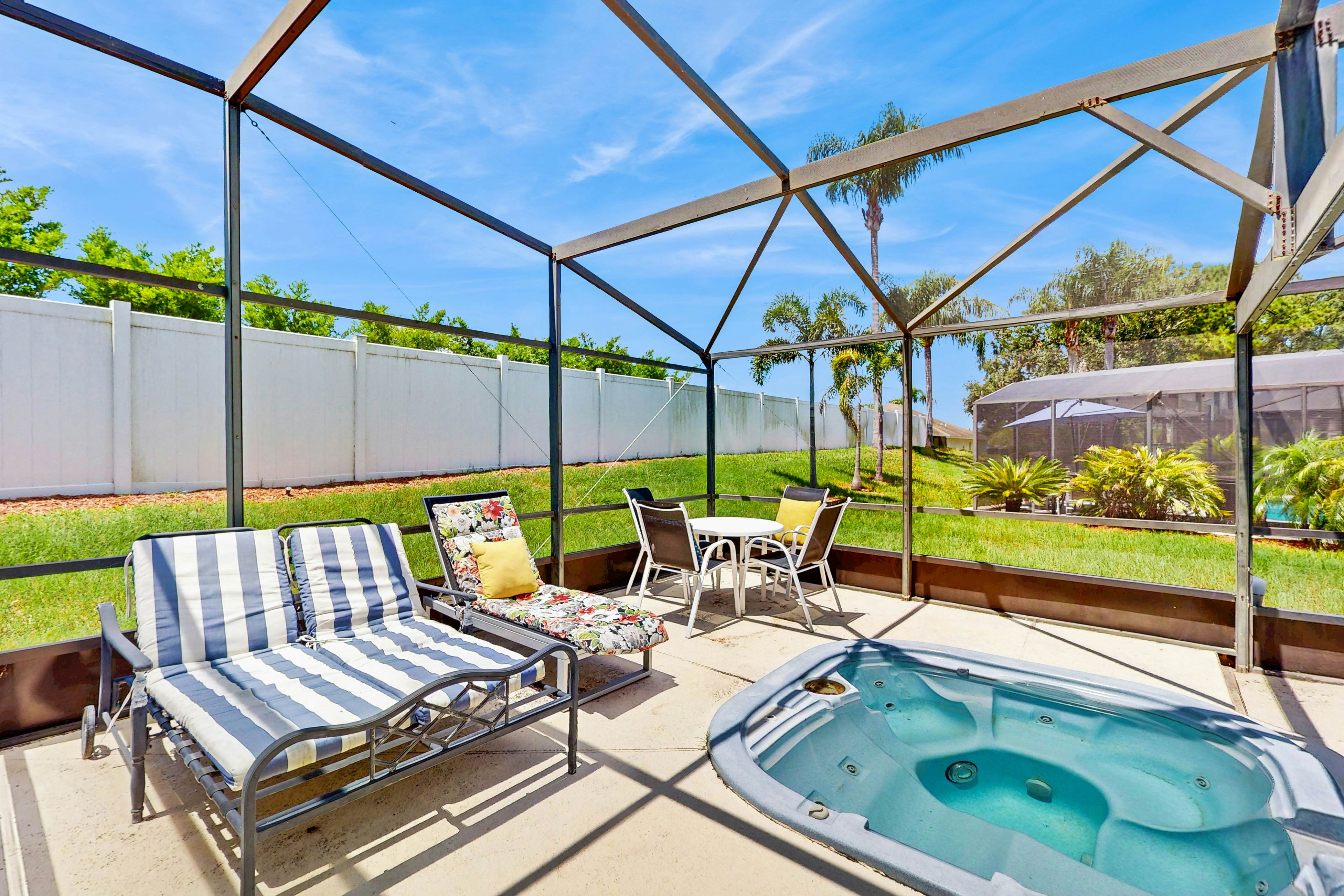 WP104-8006-6-P-Resort Escape - Windsor Palms