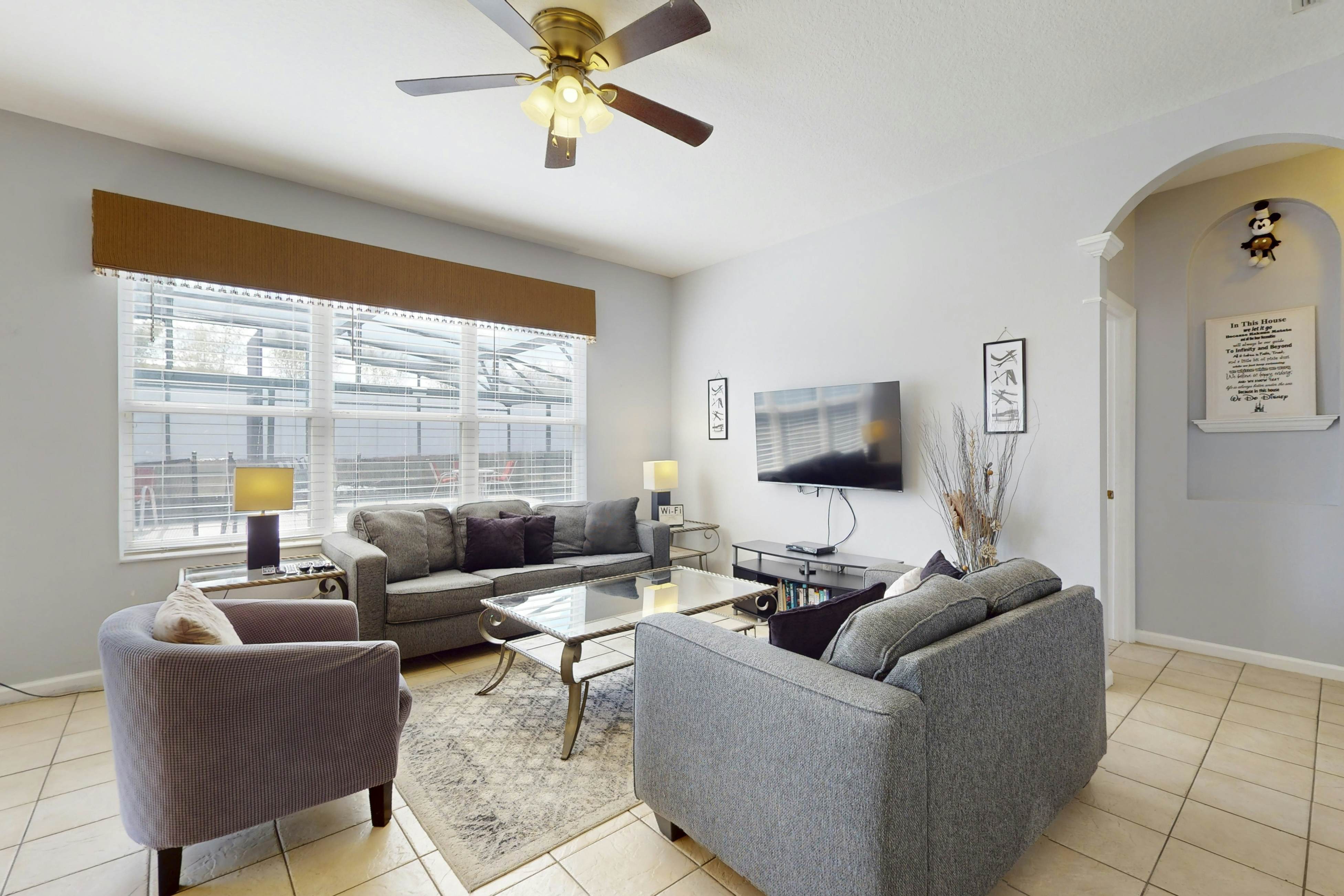 WP104-8006-6-P-Resort Escape - Windsor Palms