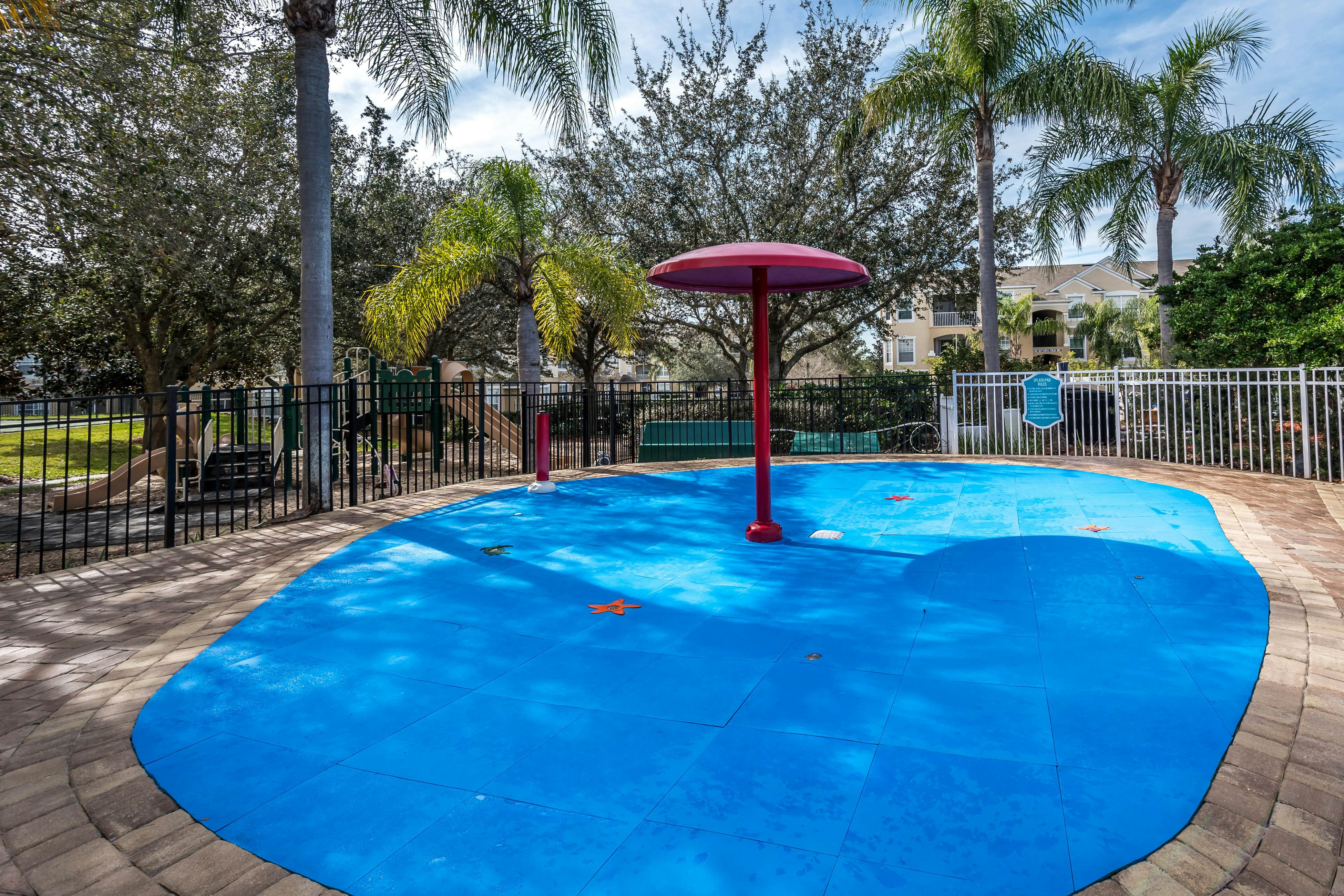 WP104-8006-6-P-Resort Escape - Windsor Palms