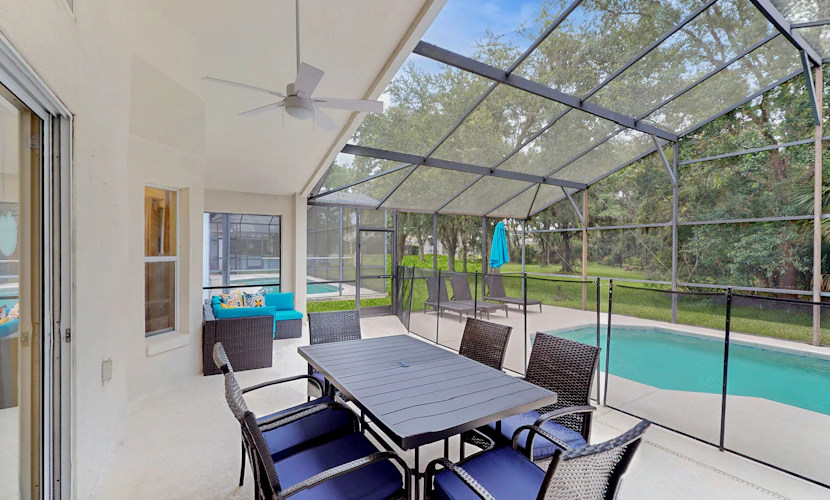 Gated home w/ private pool, furnished patio, close to Disney - snowbirds welcome