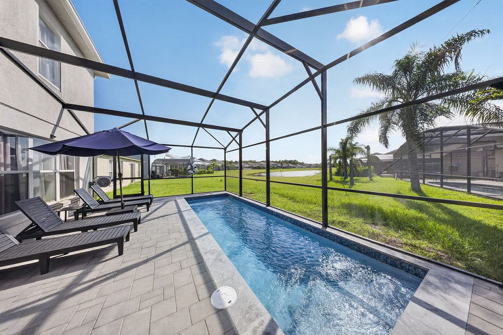 Dog-friendly home with lake views, Ping-Pong, air hockey, streaming, W/D, & AC