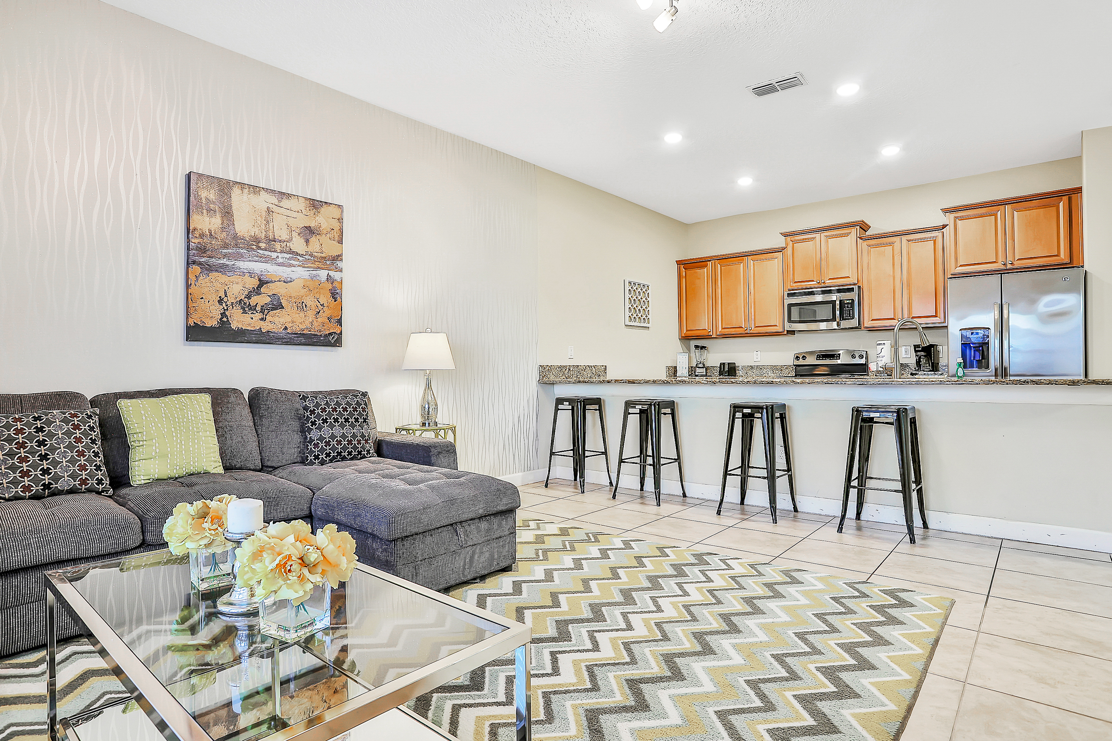 2-Story Townhouse near Disney w/Private Heated Pool, Shared Clubhouse, Gym, AC