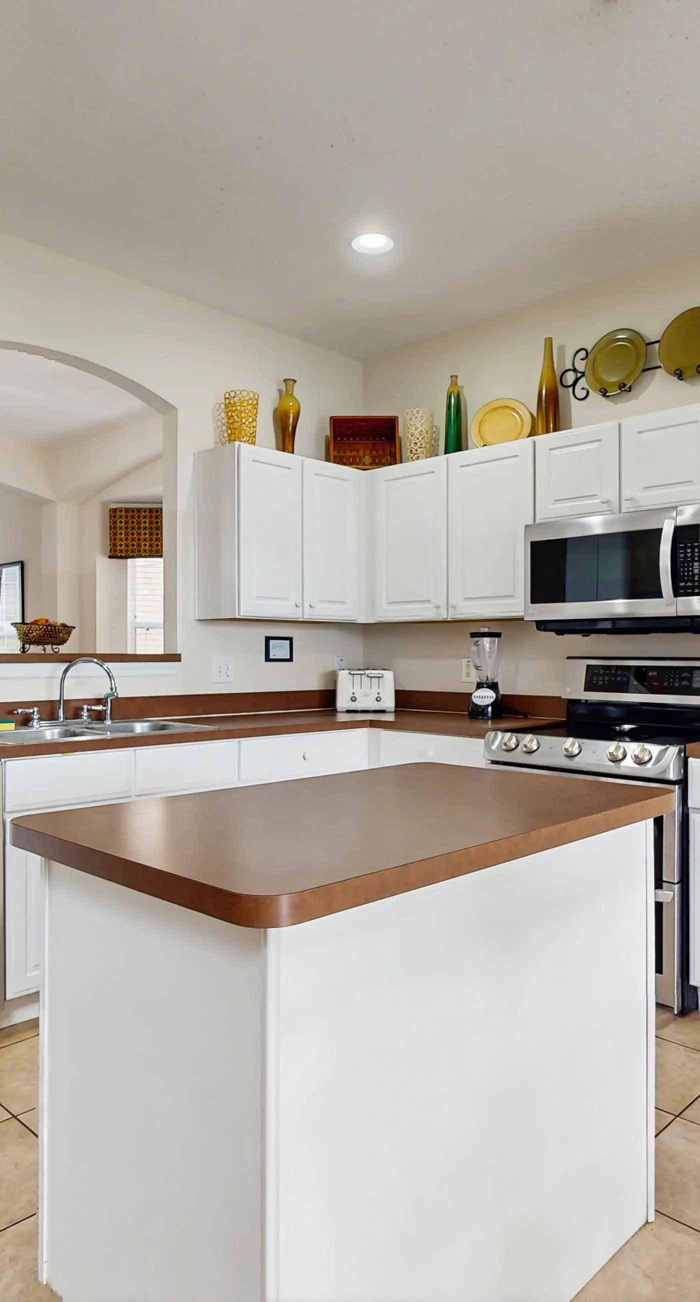 EMI108-8673-6-P - La Isla Paradise