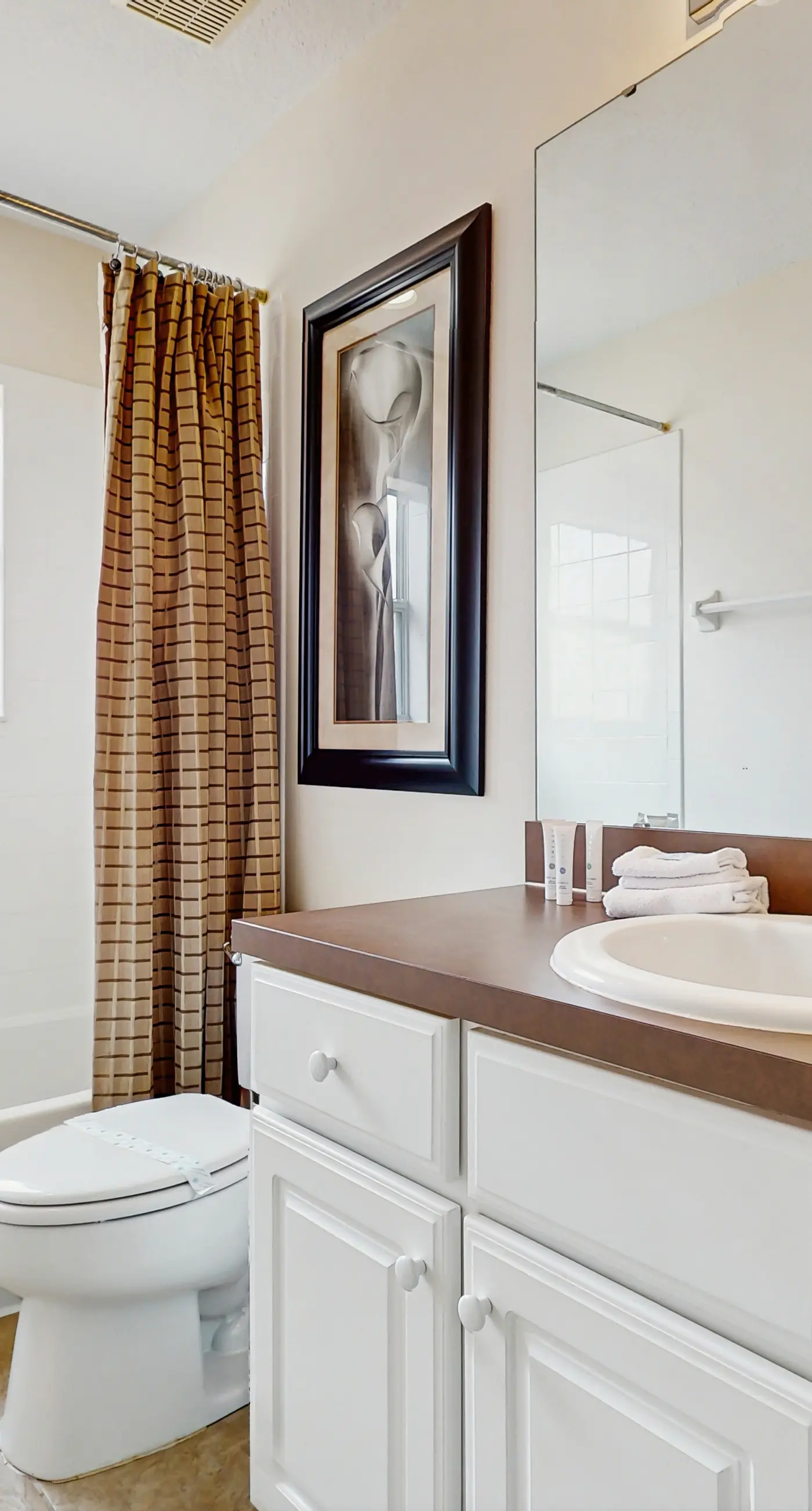 EMI108-8673-6-P - La Isla Paradise