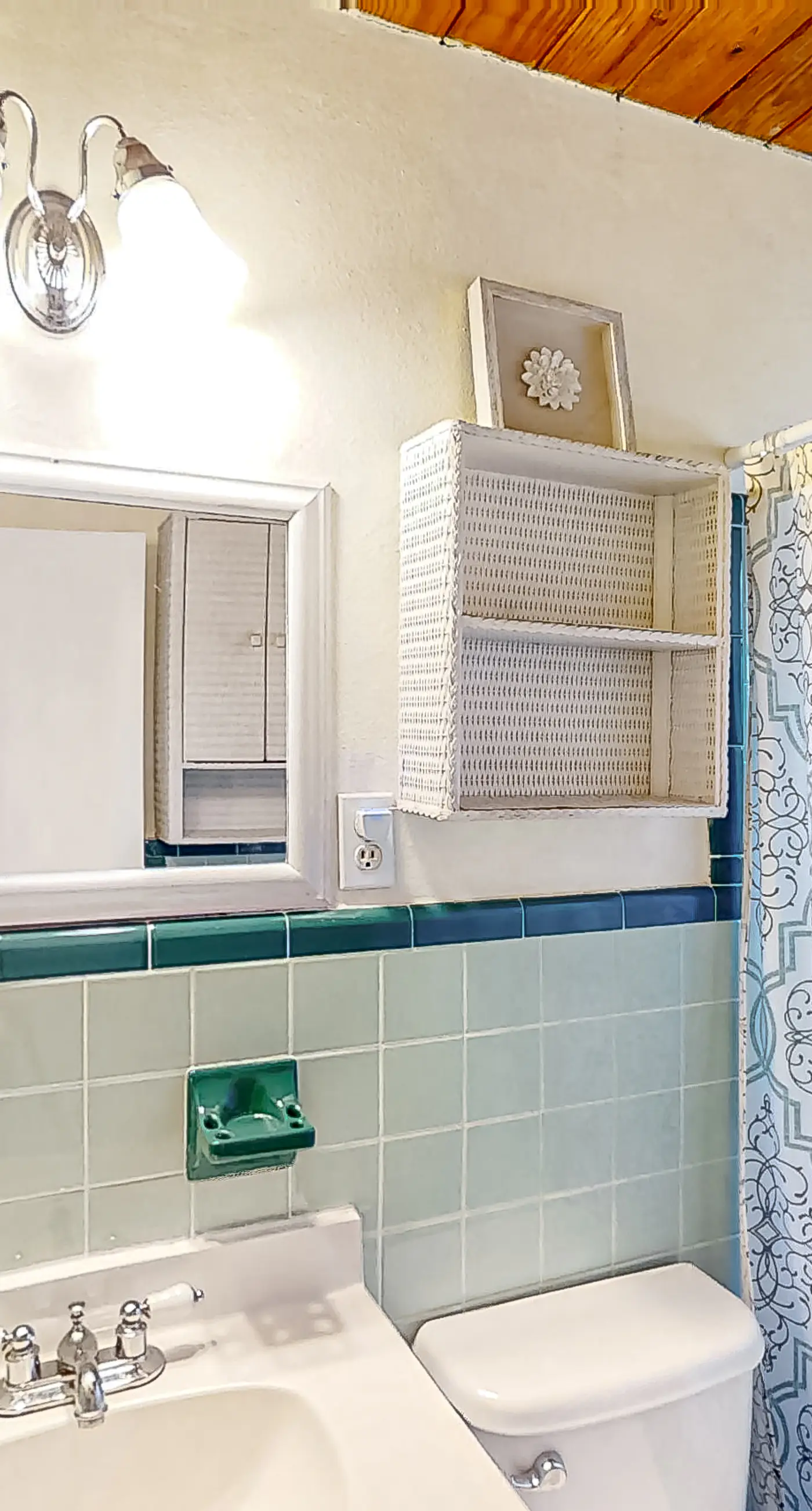 LAK106-300-9-1-G - Lake June Resort #9