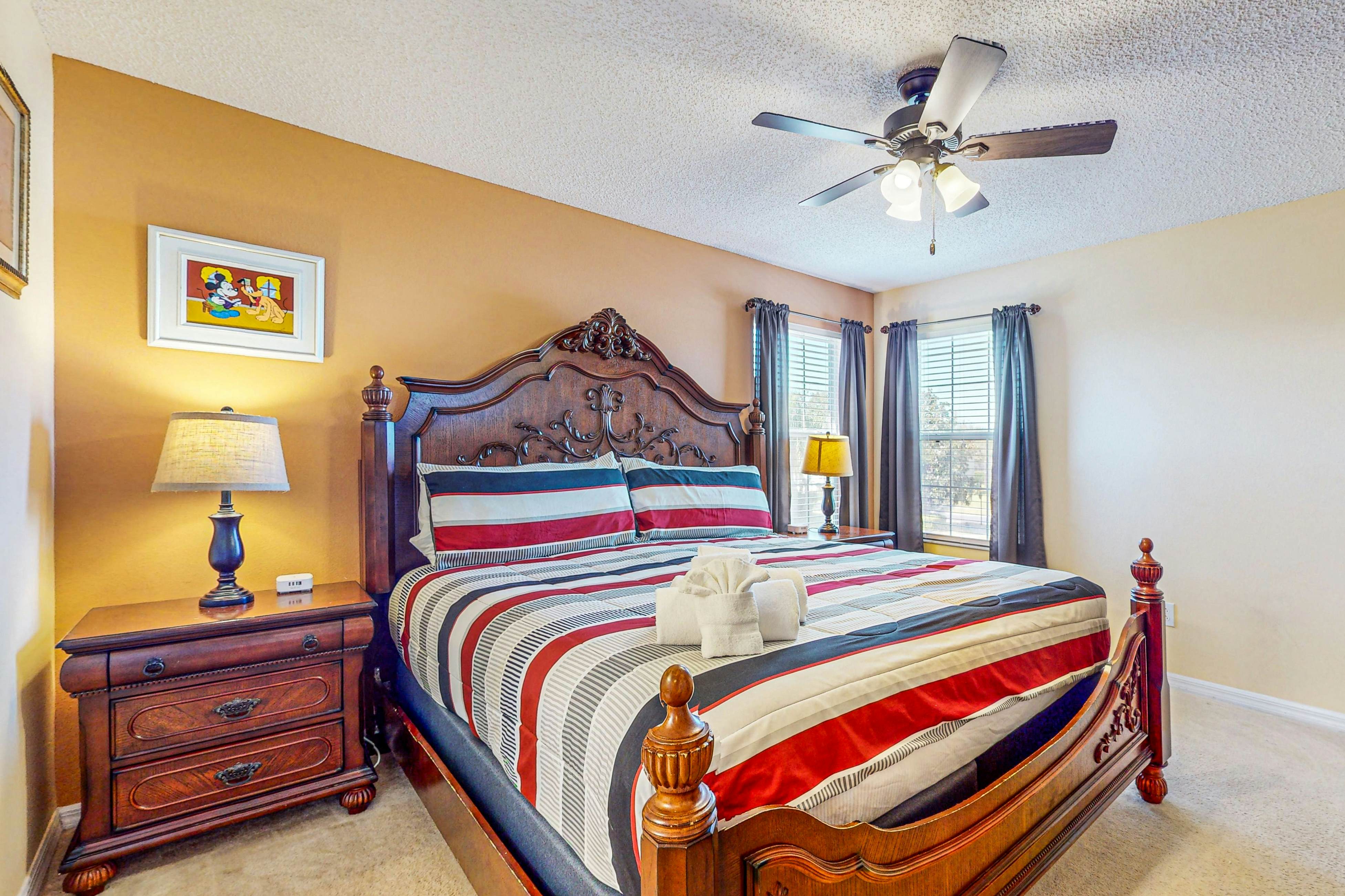 EMI102-2701-7-P-Emerald Island Retreat for remote work in Emeral