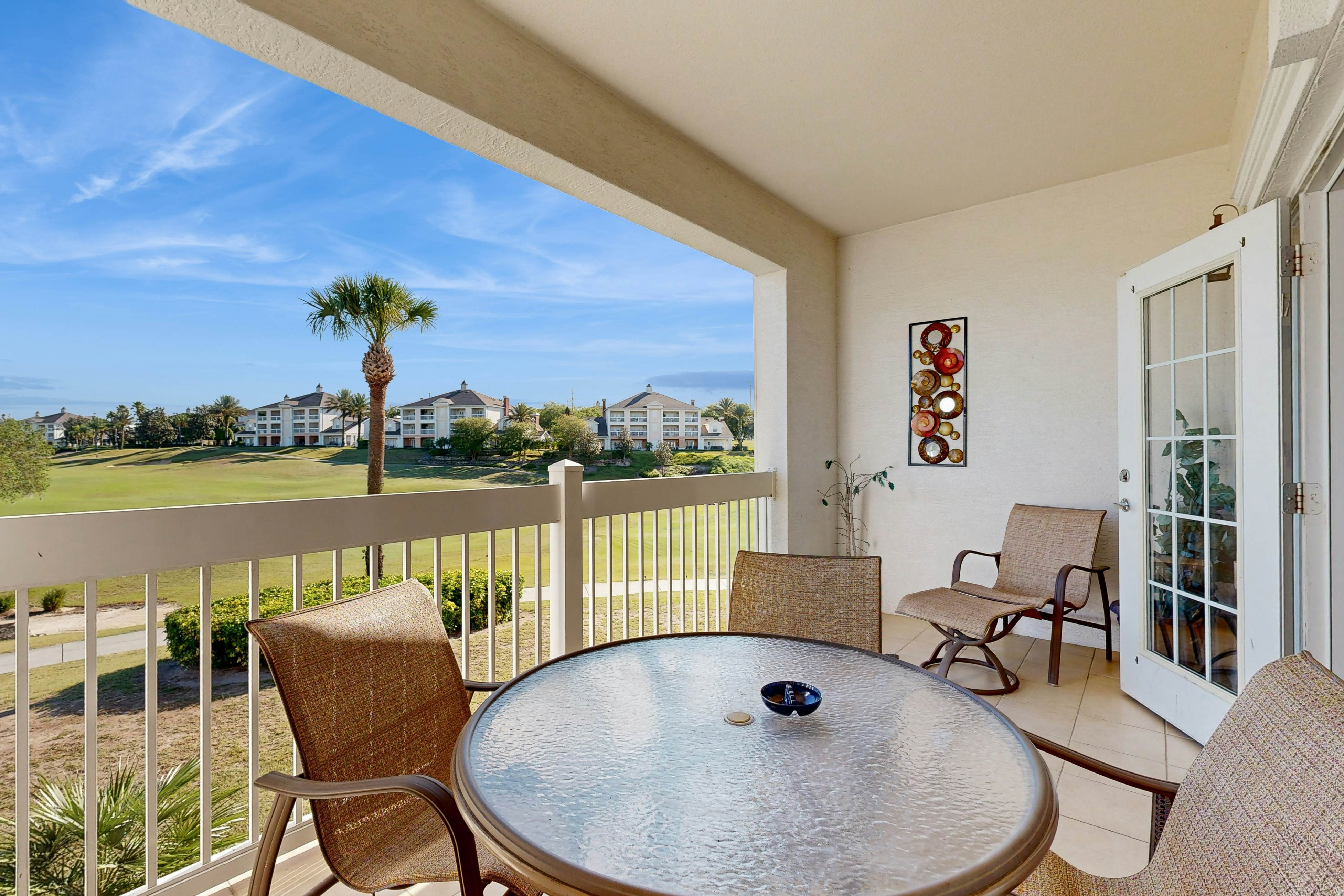 REU105-1591-202-3-Enchanted Oasis Residence #202