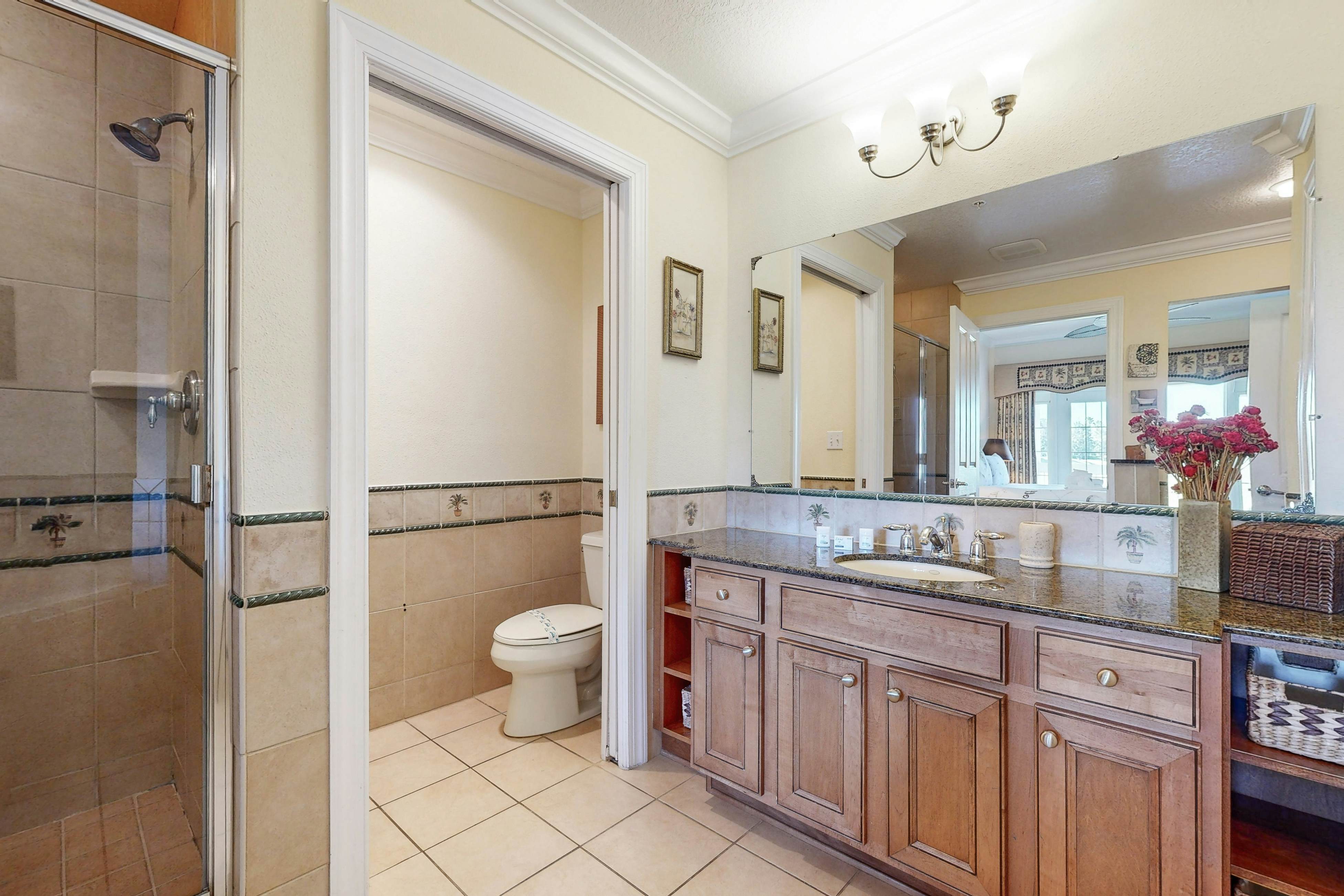 REU105-1591-202-3-Enchanted Oasis Residence #202