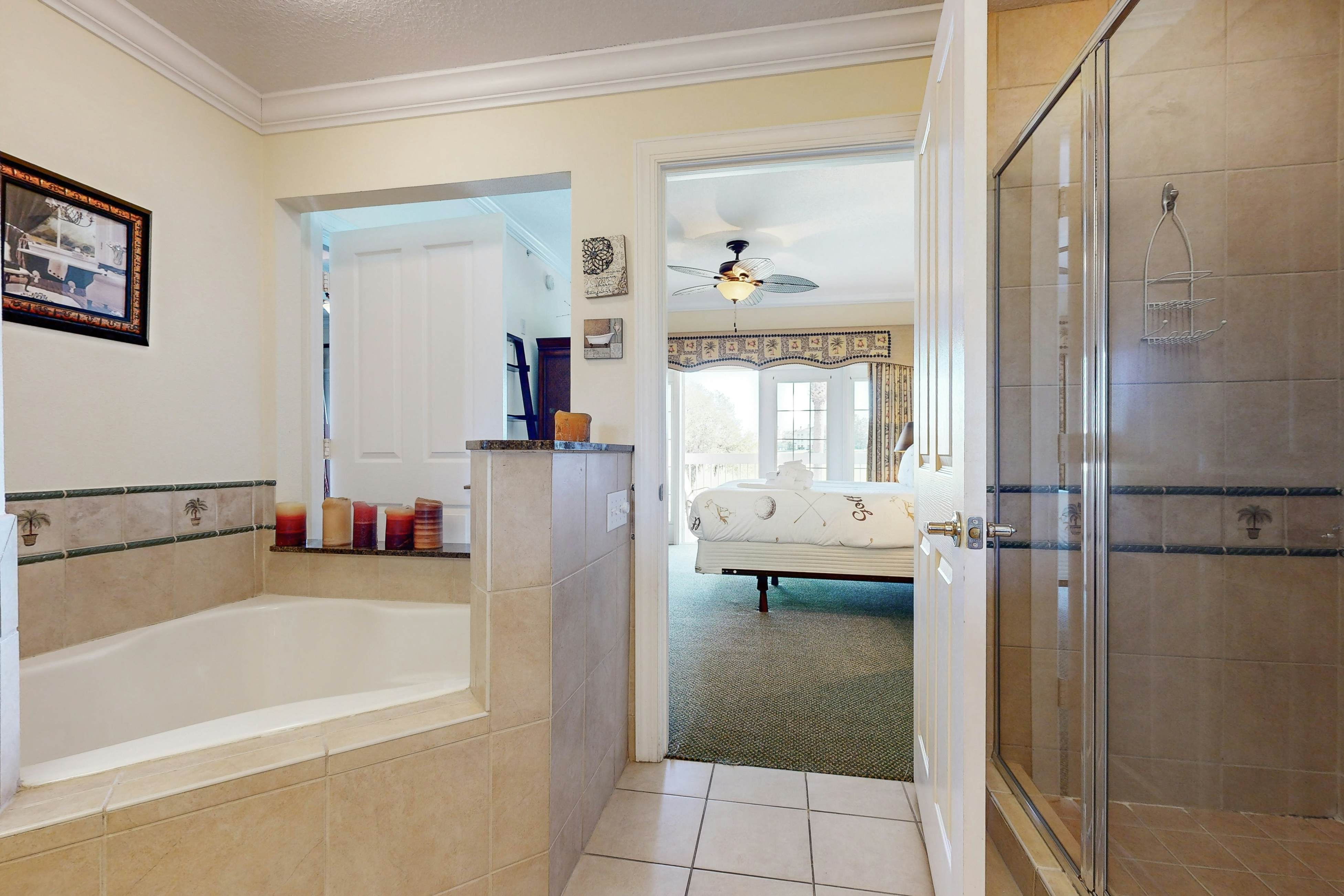 REU105-1591-202-3-Enchanted Oasis Residence #202