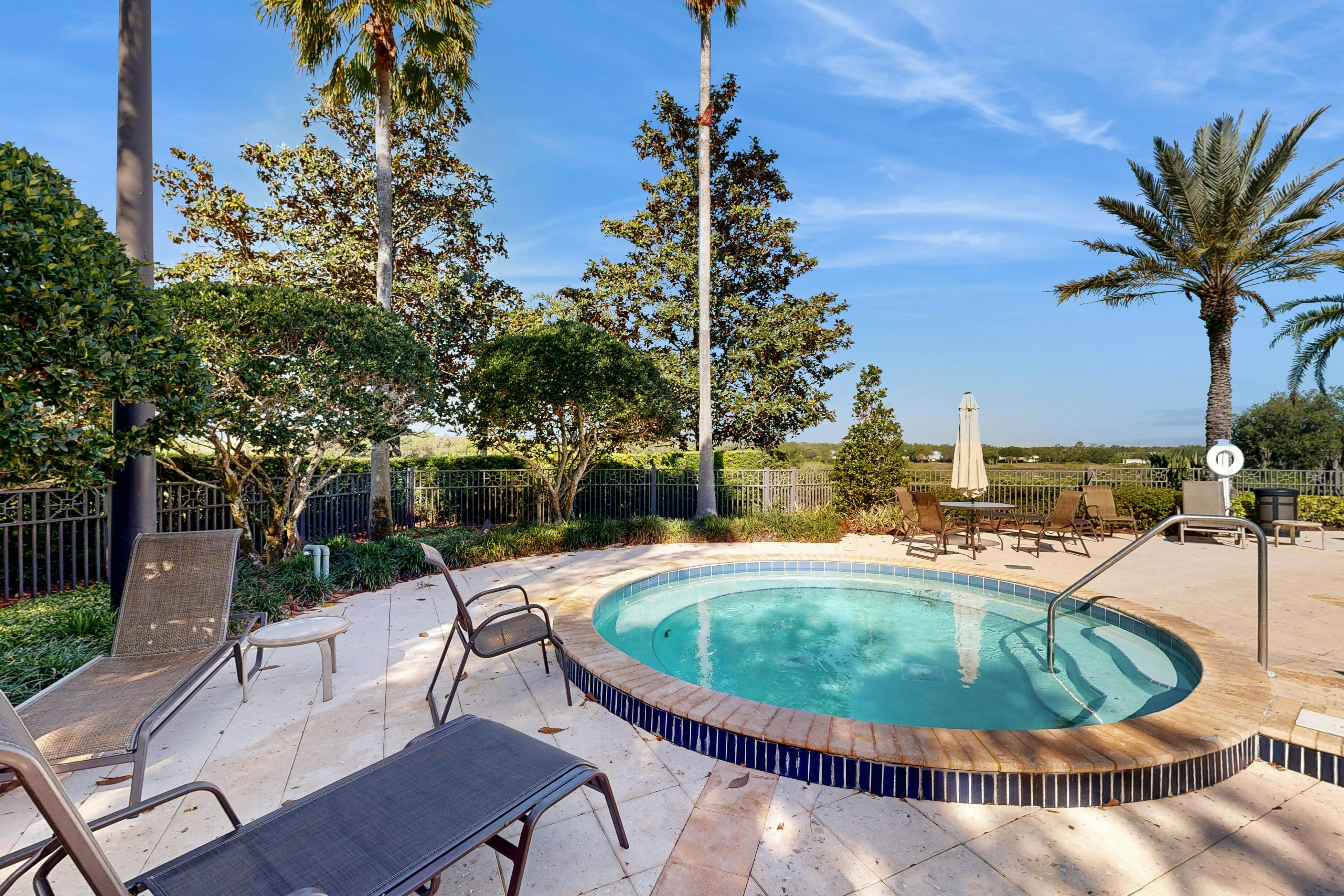 REU105-1591-202-3-Enchanted Oasis Residence #202