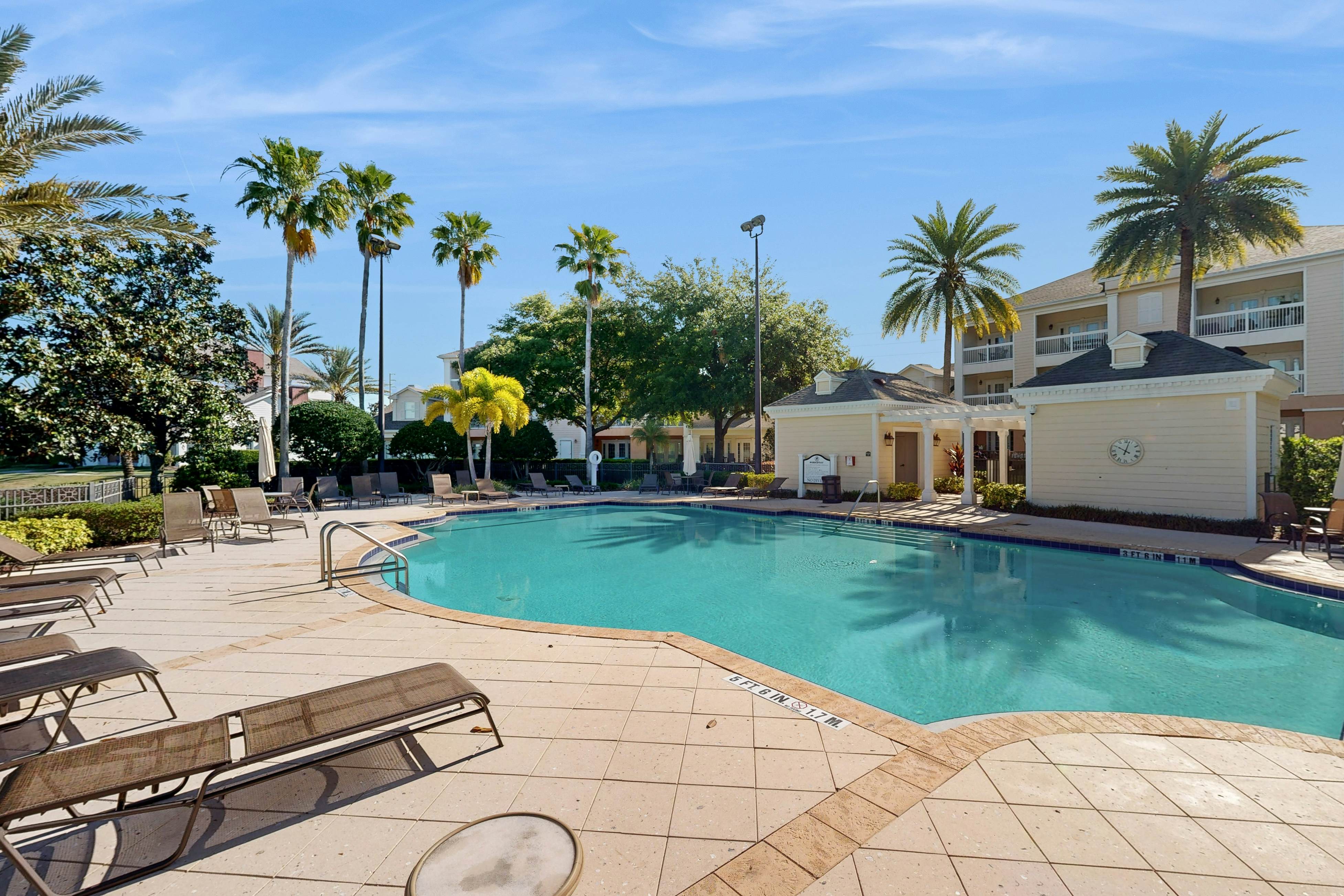 REU105-1591-202-3-Enchanted Oasis Residence #202