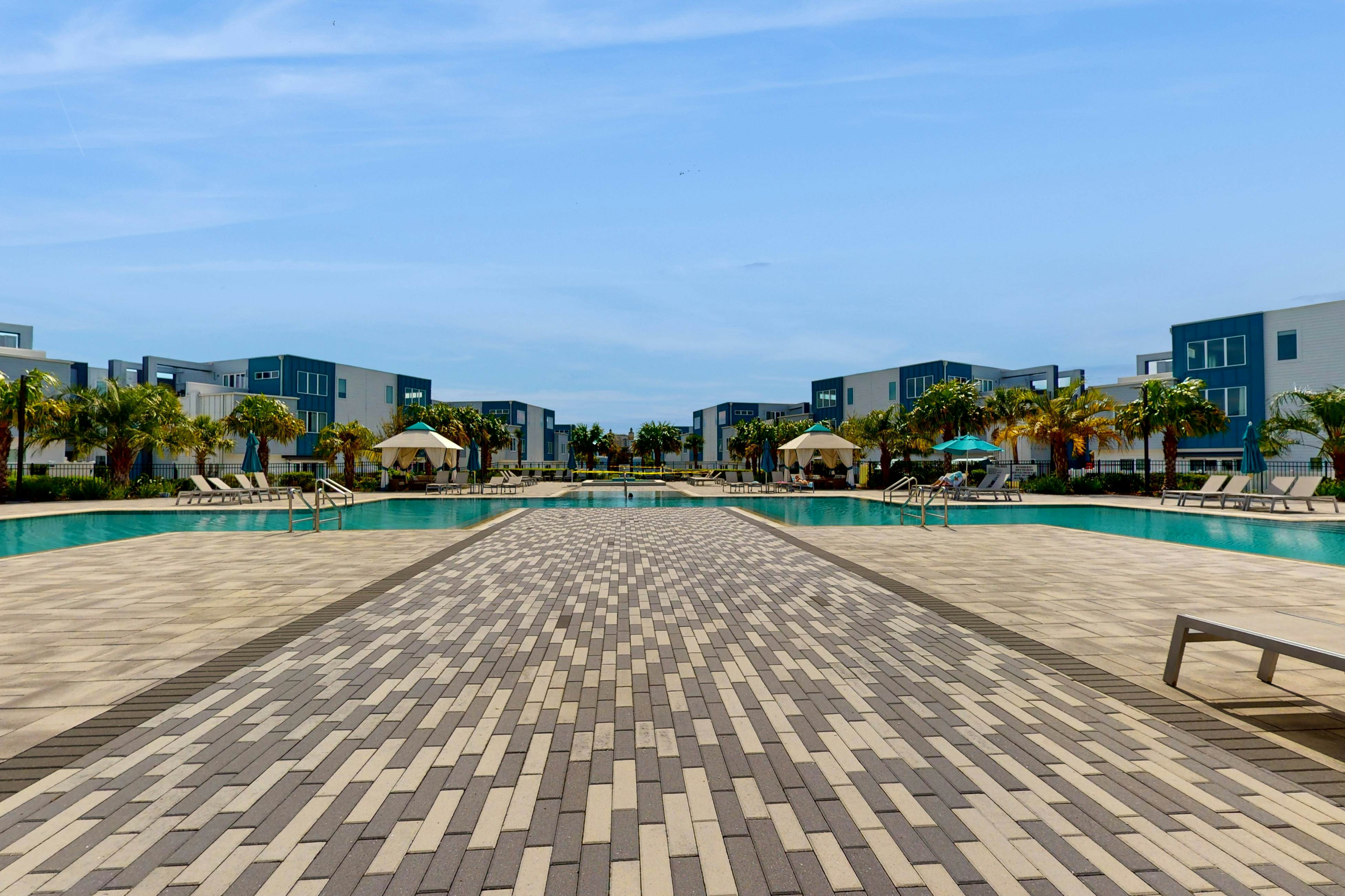 REU105-1591-202-3-Enchanted Oasis Residence #202