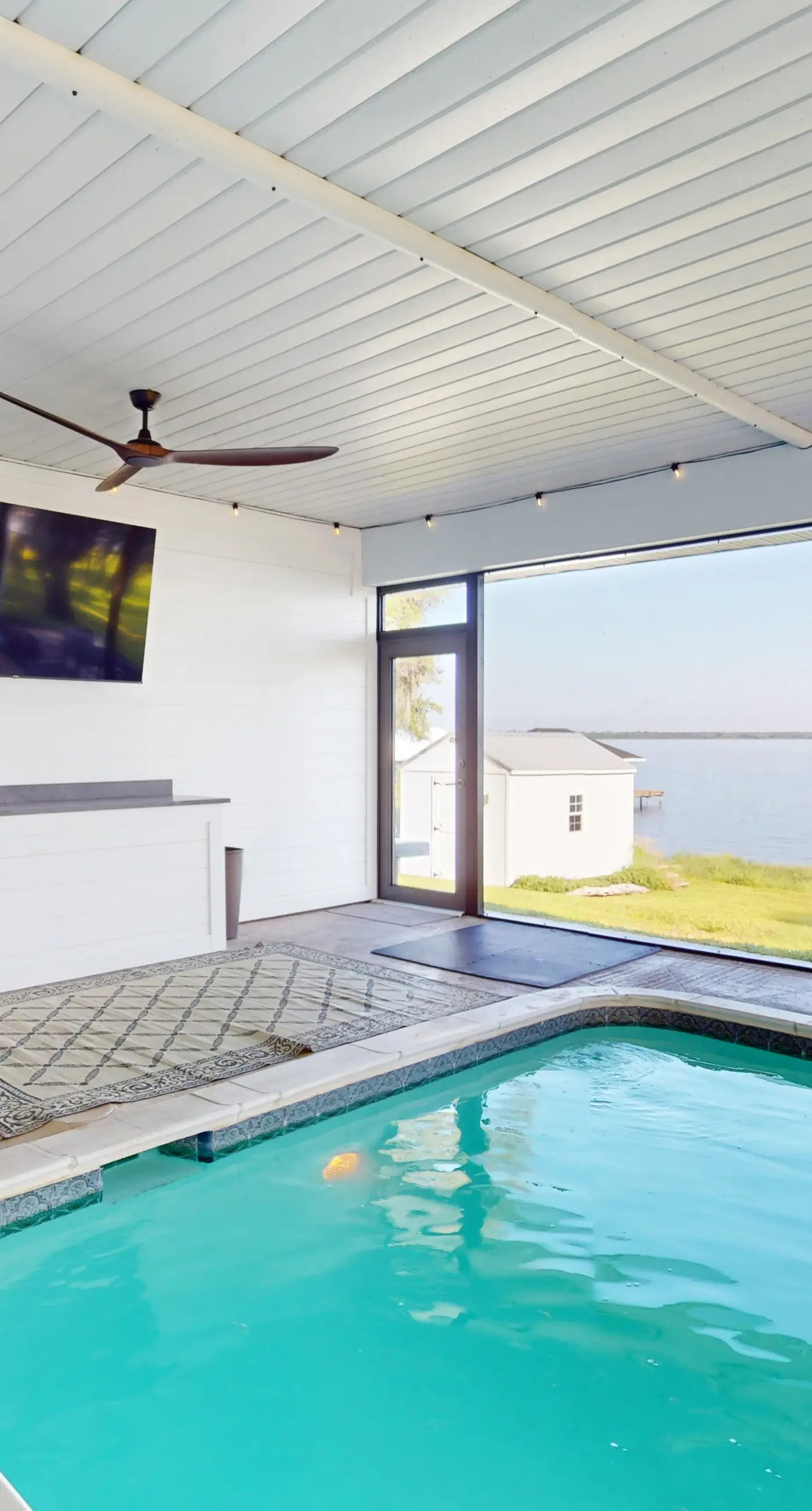 LAK103-267-4-GP - June-in-Winter Jubilee