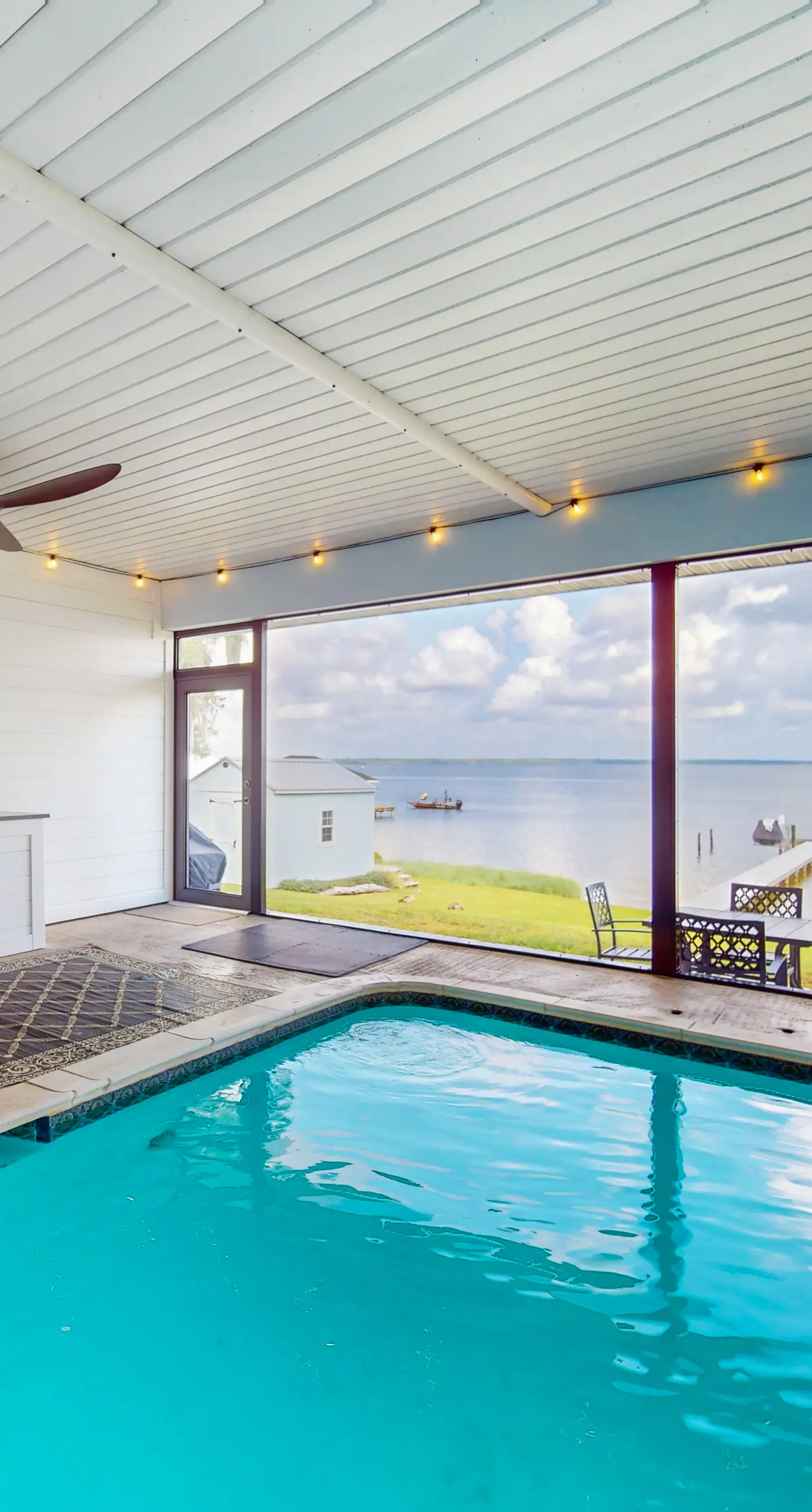 LAK103-267-4-GP - June-in-Winter Jubilee