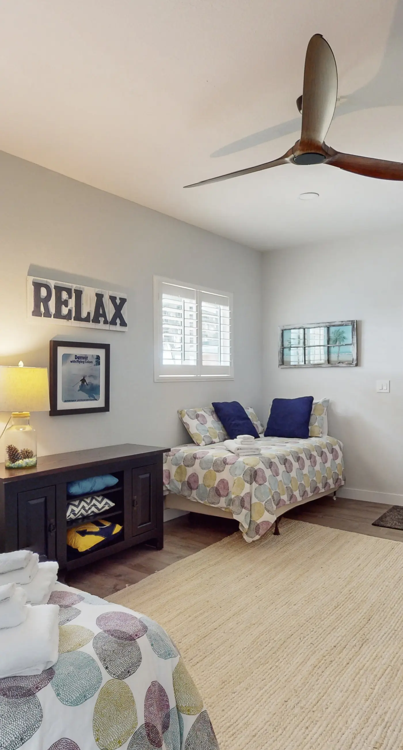 LAK103-267-4-GP - June-in-Winter Jubilee