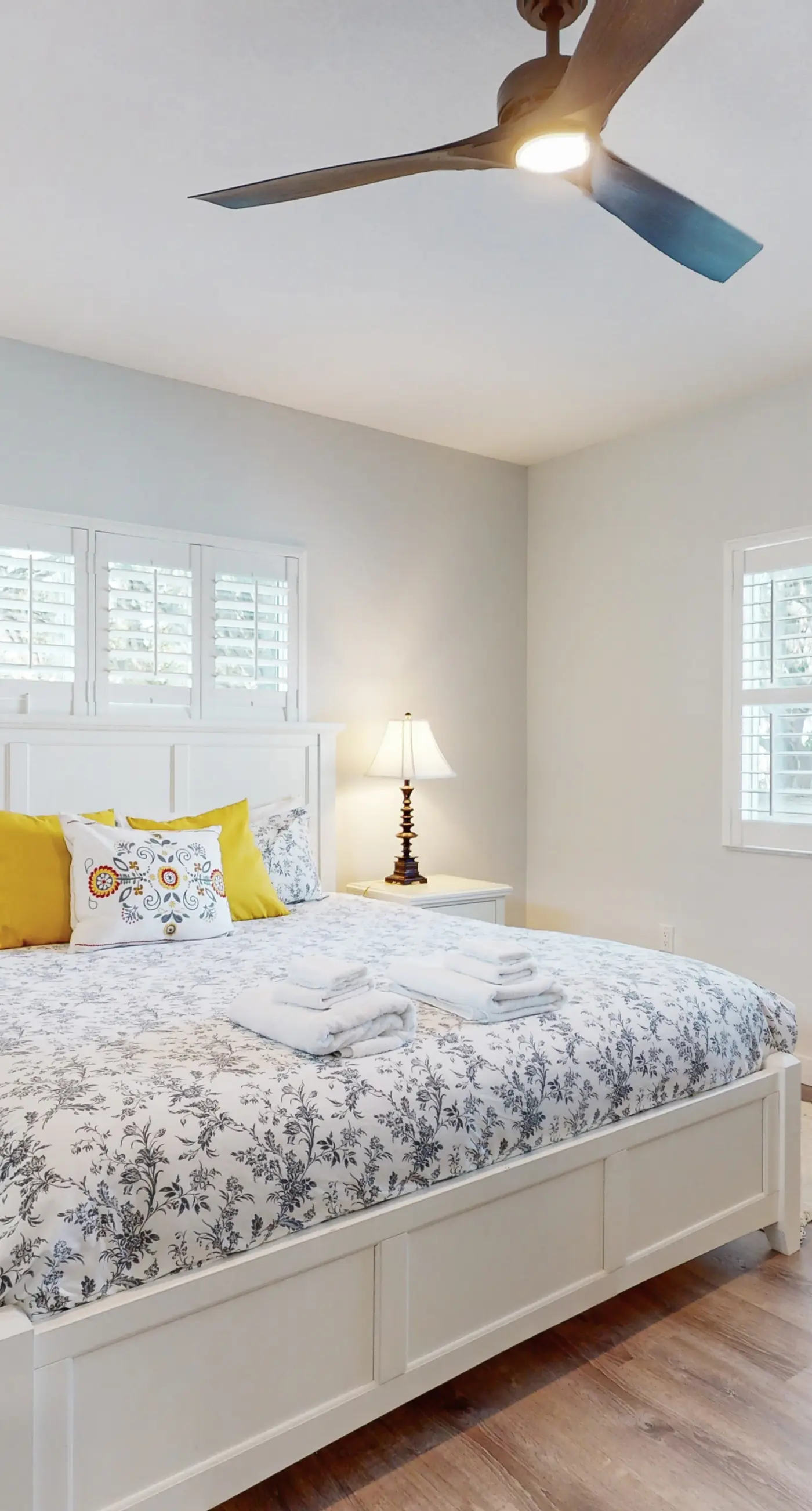 LAK103-267-4-GP - June-in-Winter Jubilee