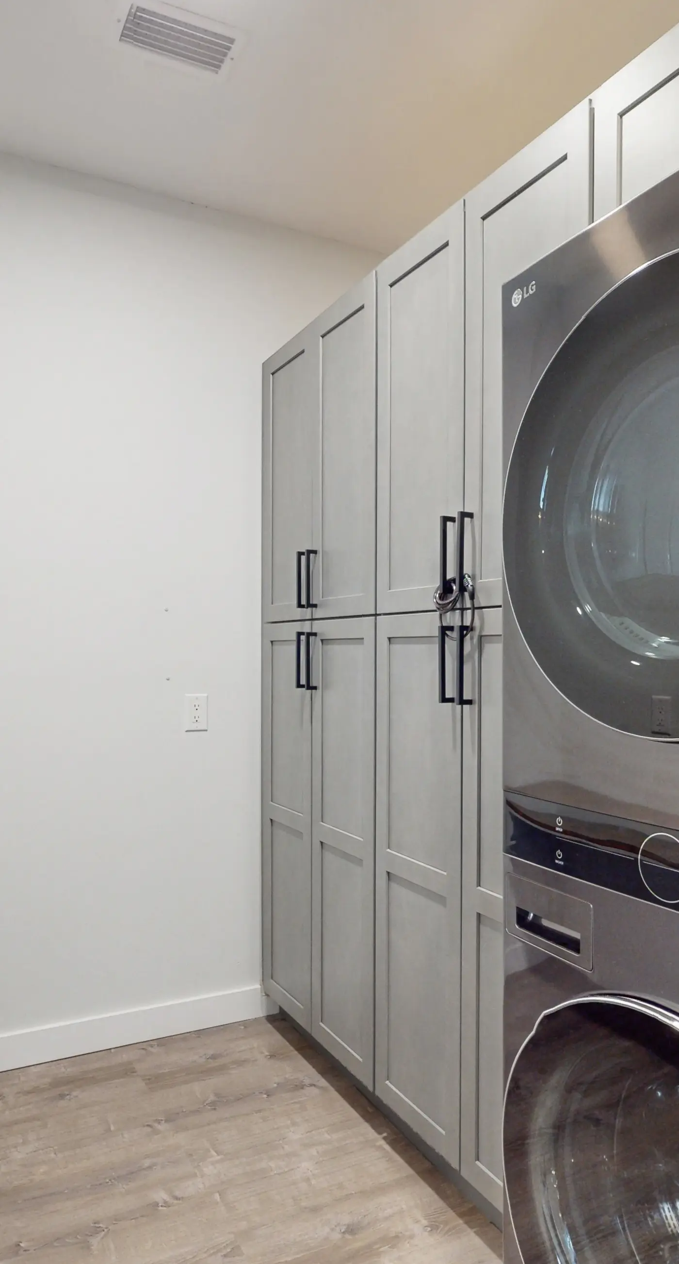 LAK103-267-4-GP - June-in-Winter Jubilee