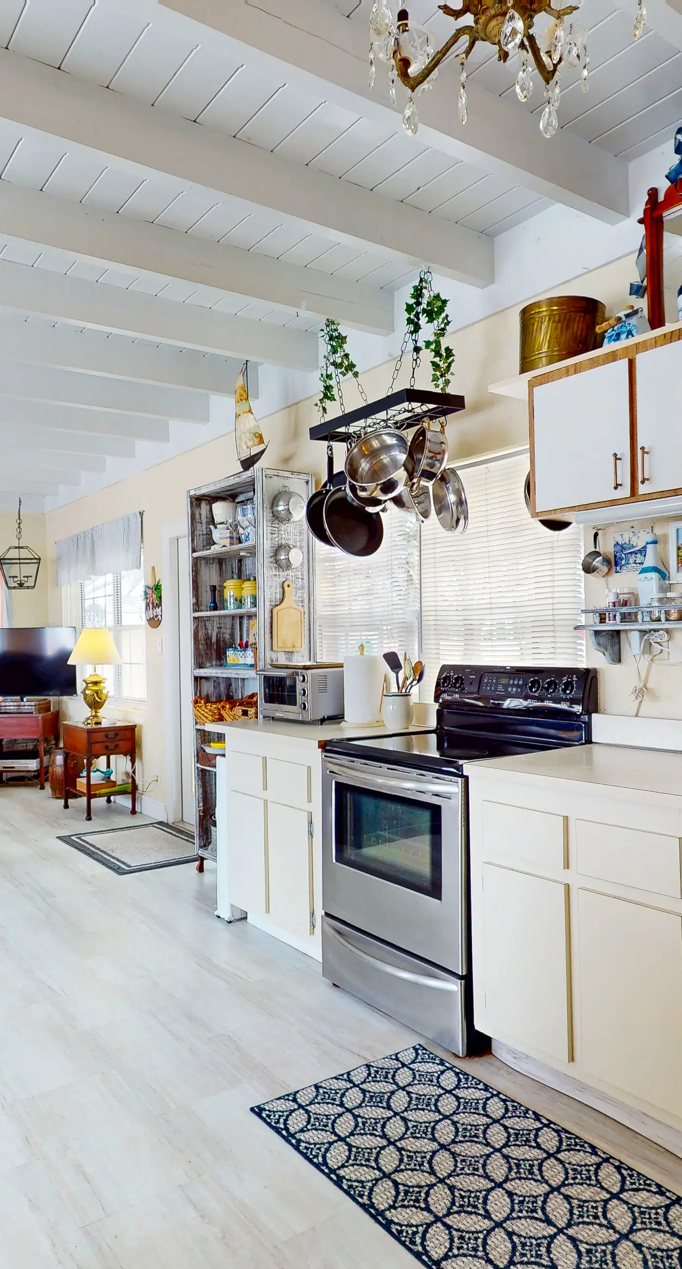 LAK109-453-2-G - Paradise on Lake Henry