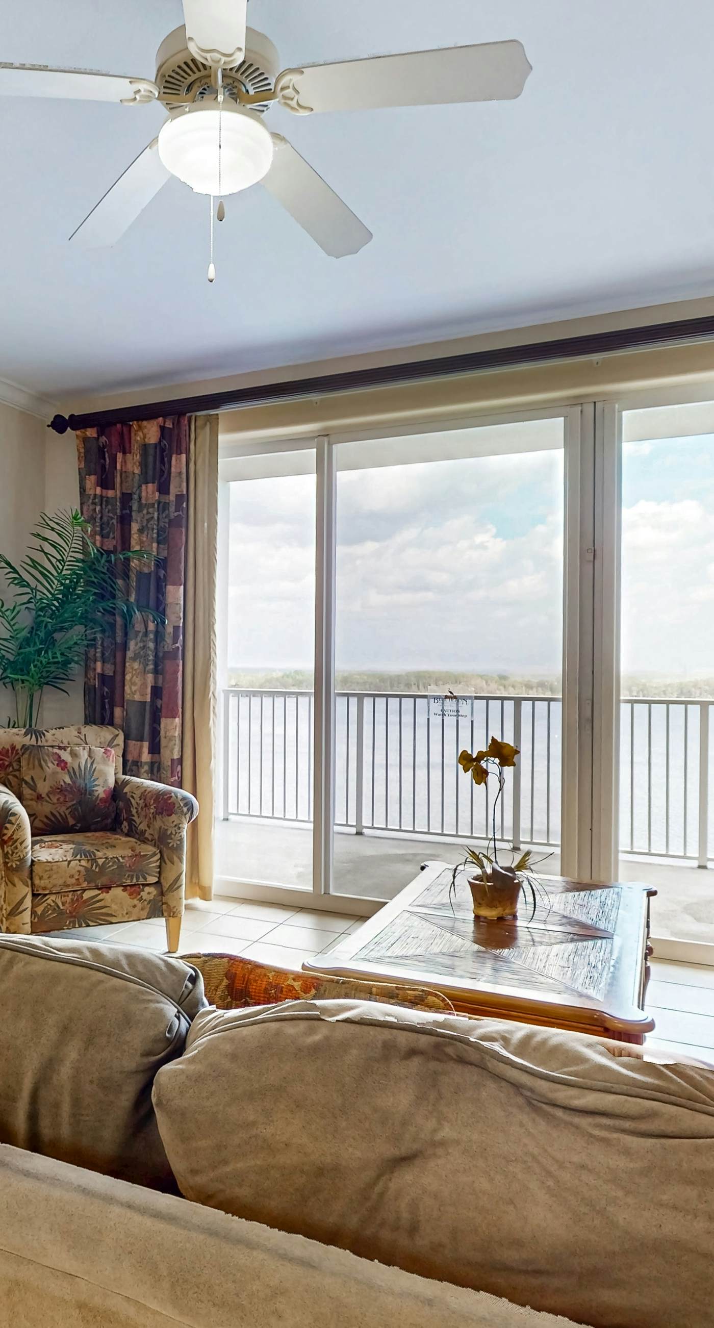 BLU126-13427-2-0902-1 - Blue Heron Beach Resort 2-0902