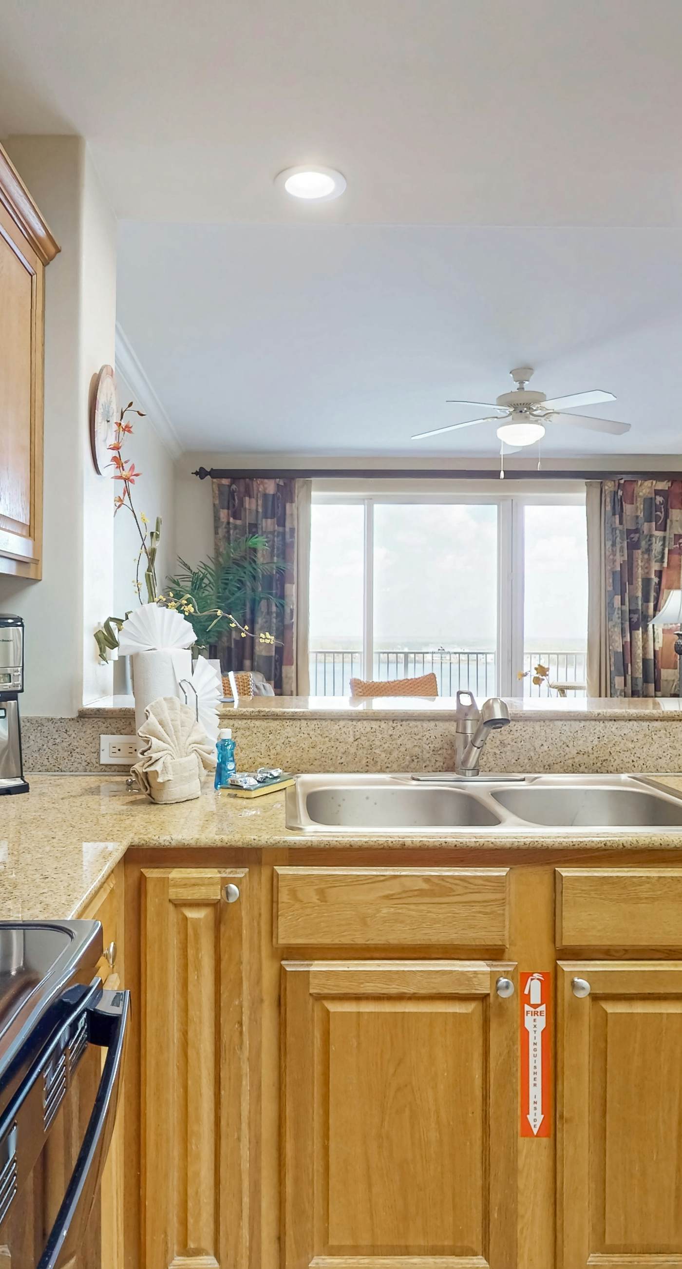 BLU126-13427-2-0902-1 - Blue Heron Beach Resort 2-0902