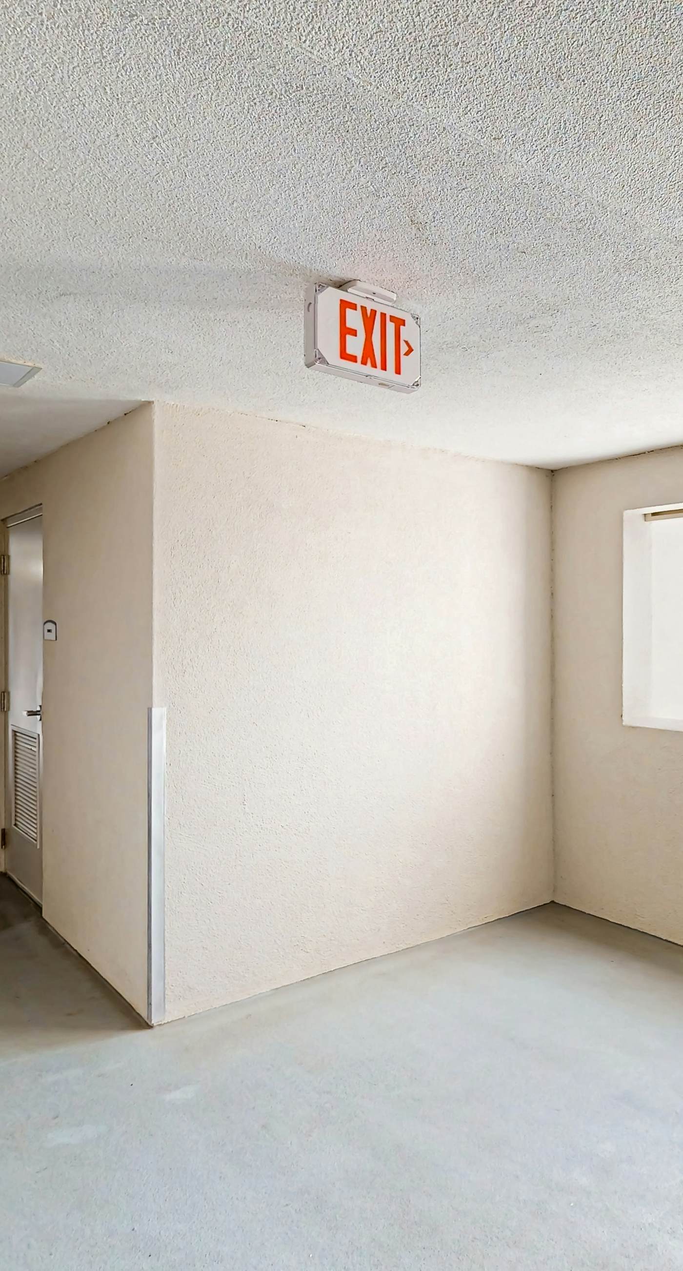 BLU126-13427-2-0902-1 - Blue Heron Beach Resort 2-0902