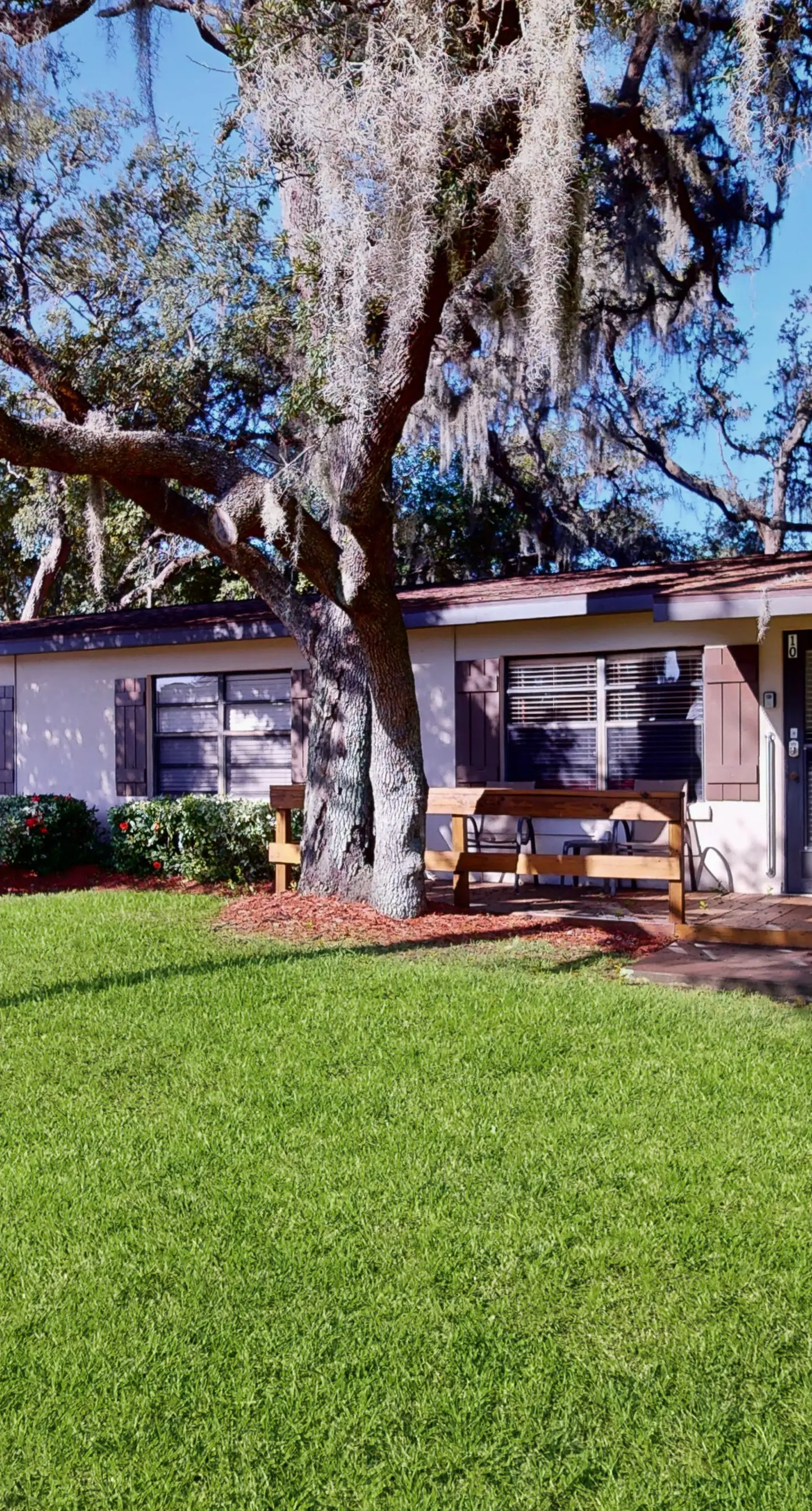 LAK107-300-10-1 - Lake June Resort #10