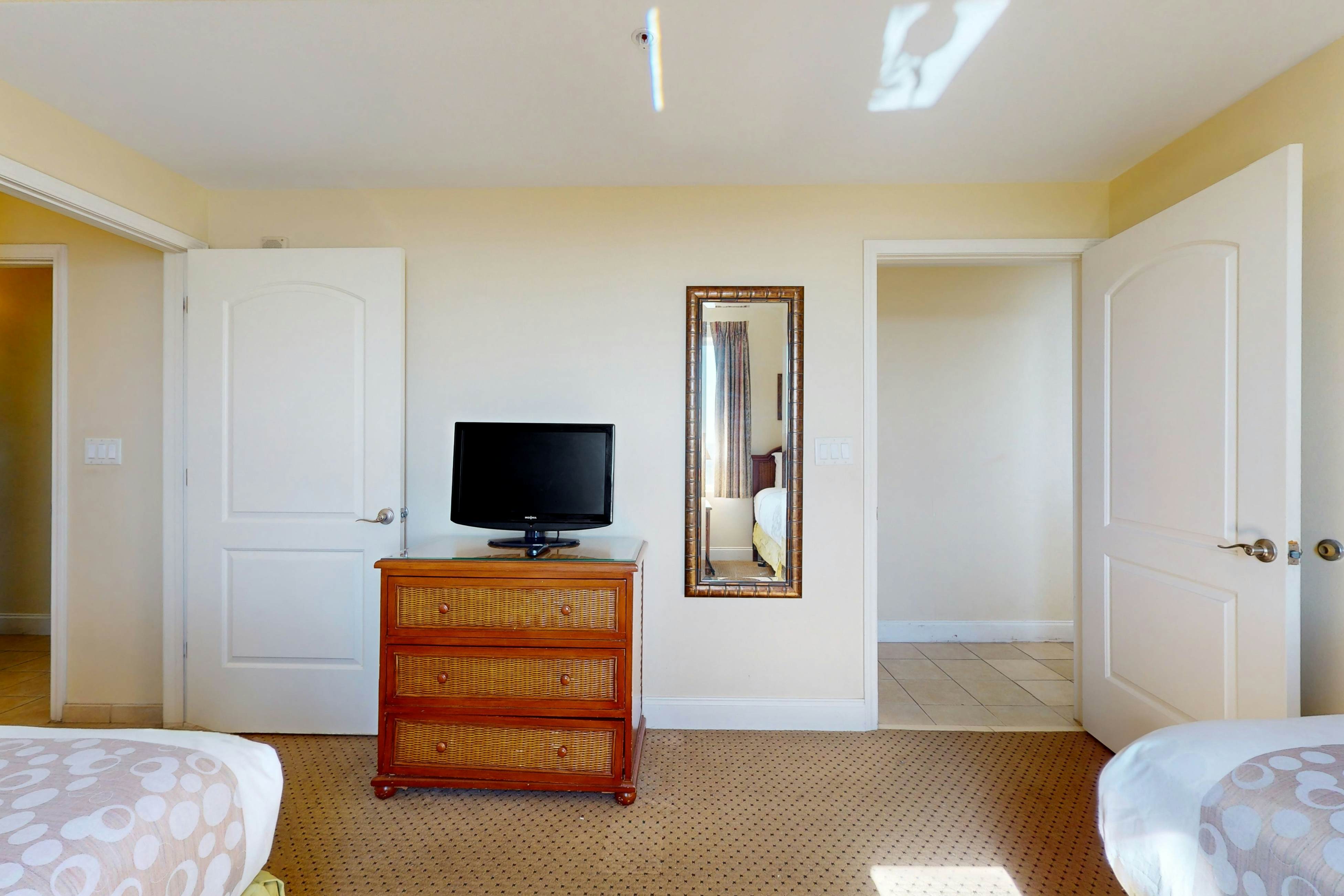 BLU133-13427-2-1707-2 - Blue Heron Beach Resort 2-1707