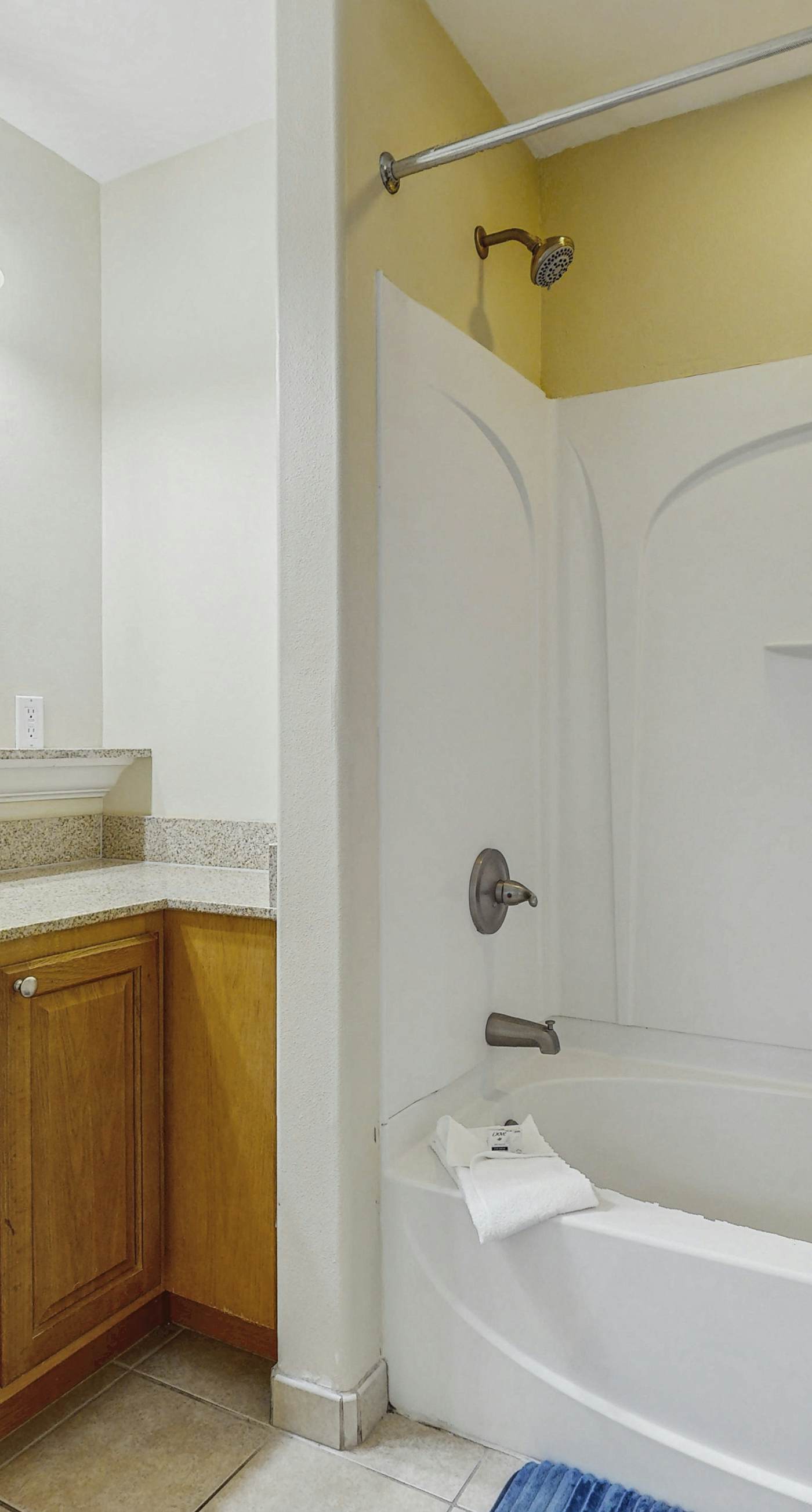 BLU128-13427-2-1003-2 - Blue Heron Beach Resort-2-1003