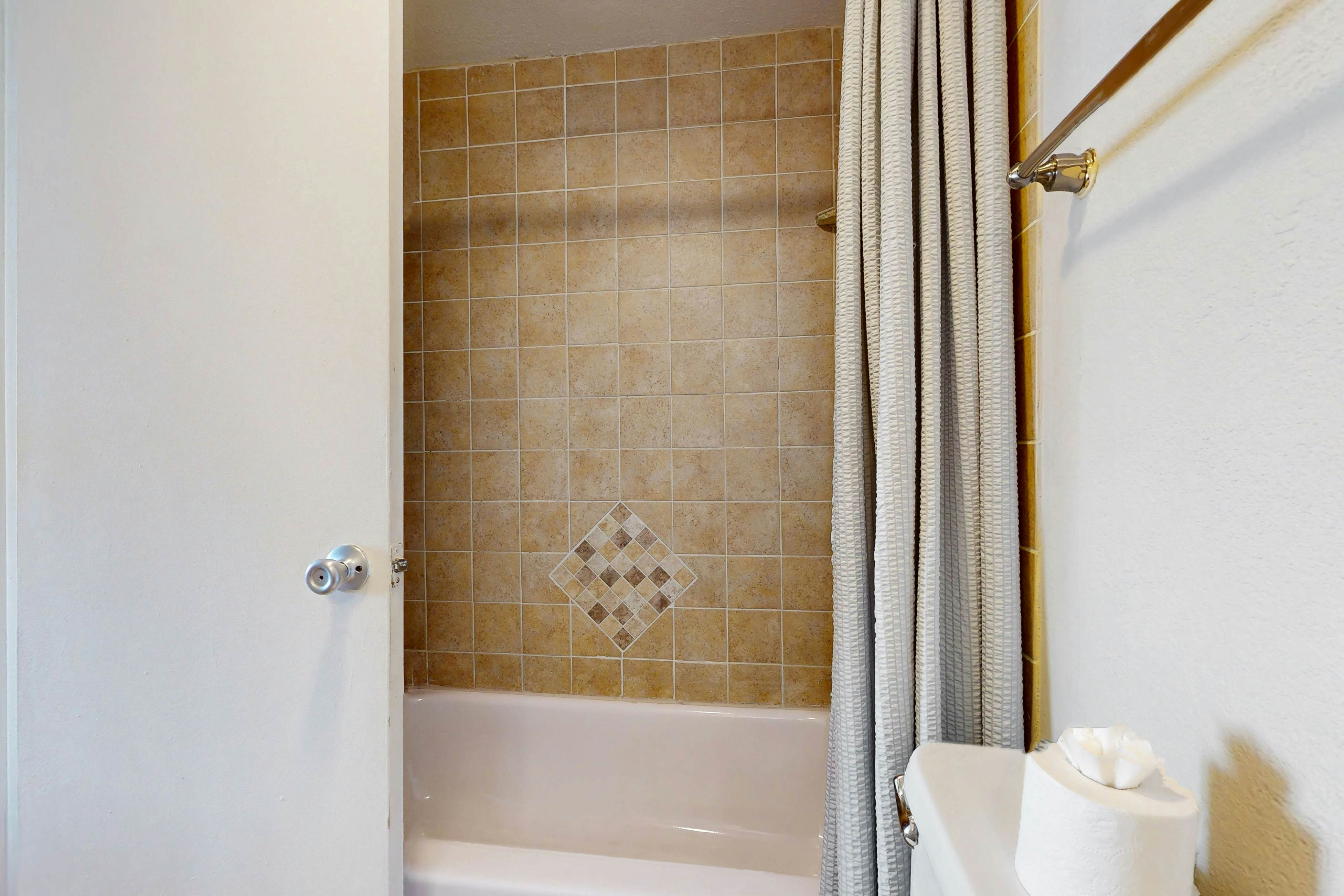 ENO105-6165-2904-2 - The Enclave # 2904