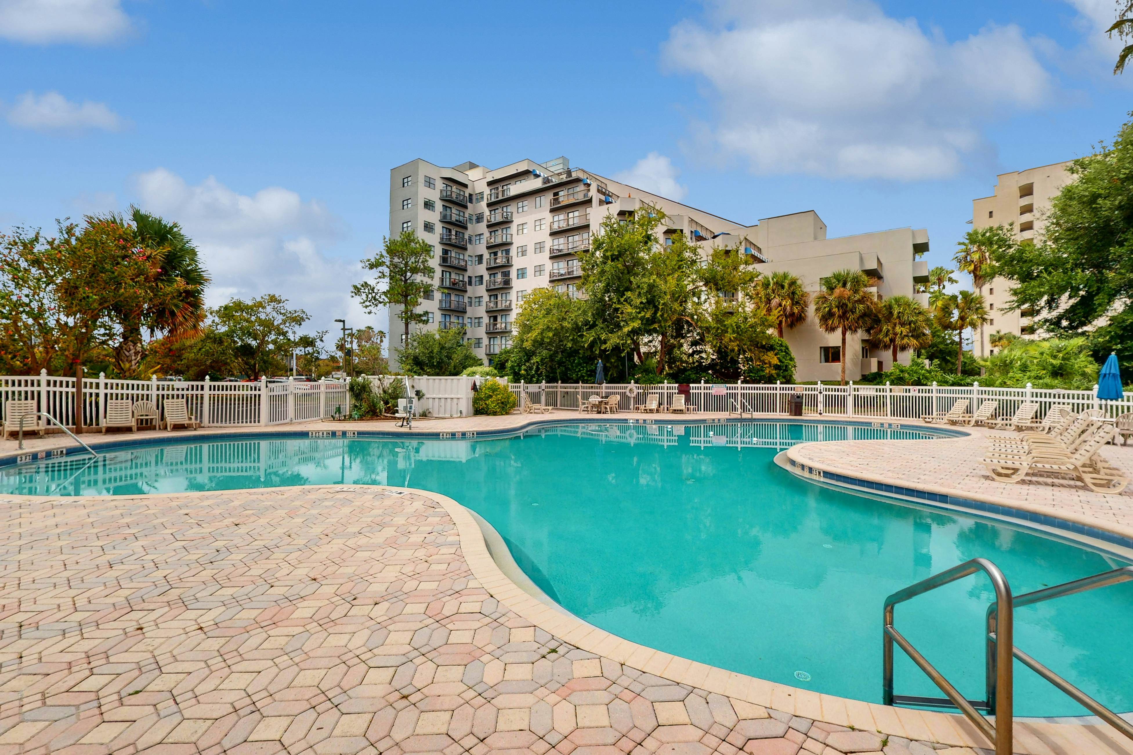 ENO105-6165-2904-2 - The Enclave # 2904