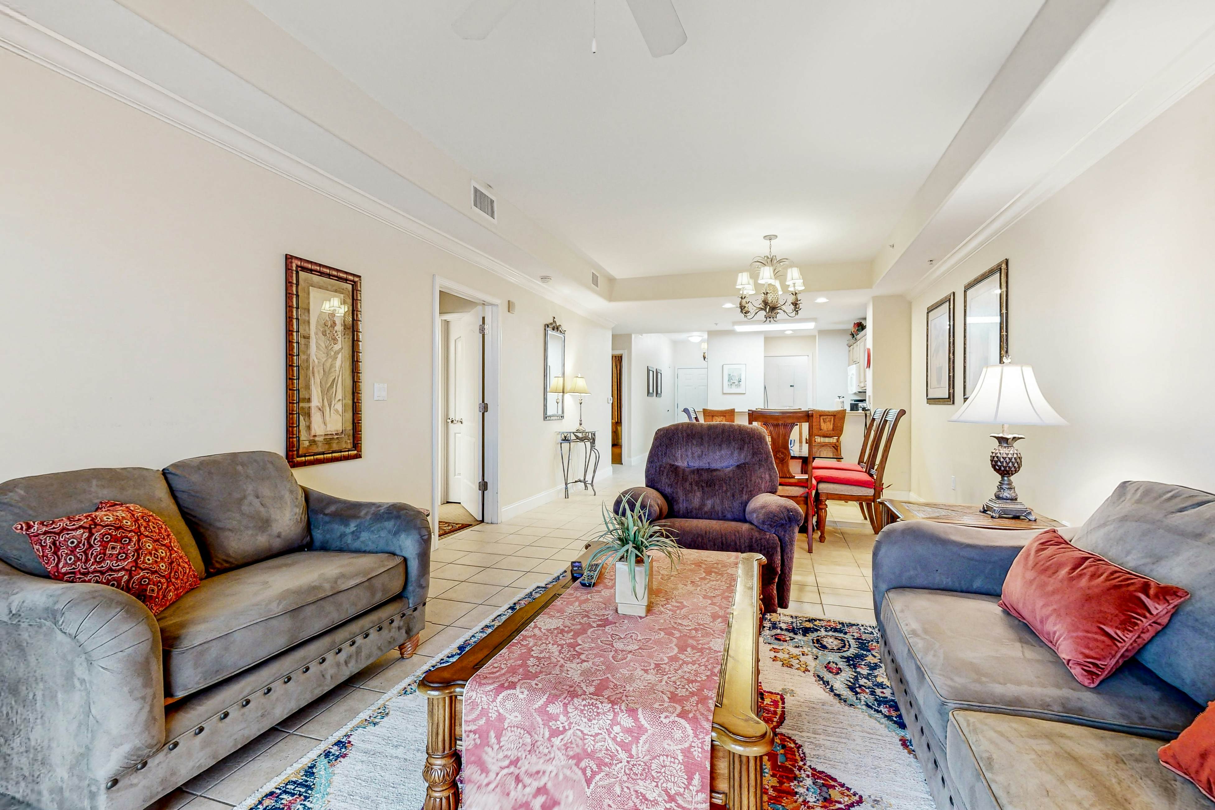 BLU119-13427-2-0303-2 - Lake Bryan Sunrise