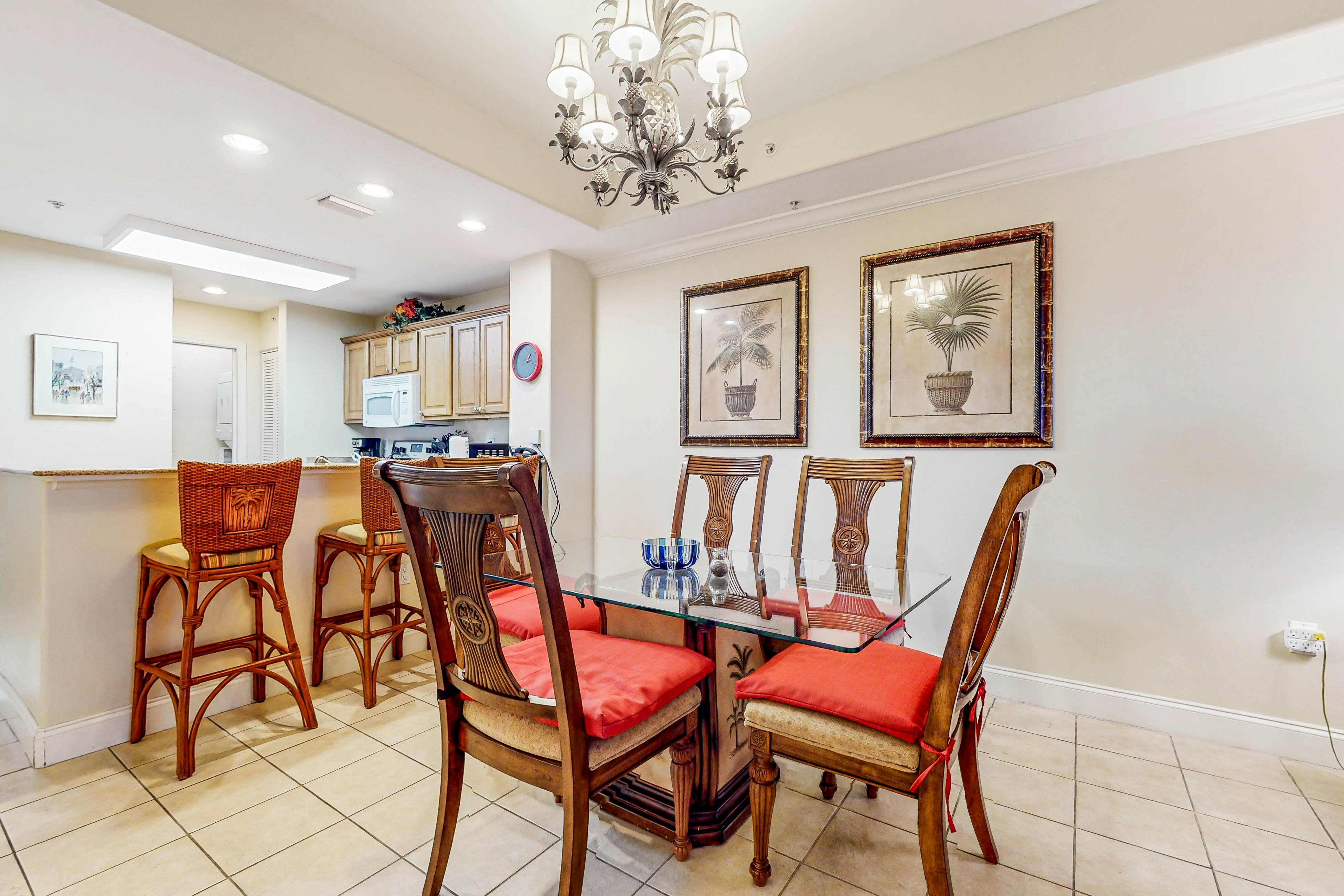 BLU119-13427-2-0303-2 - Lake Bryan Sunrise