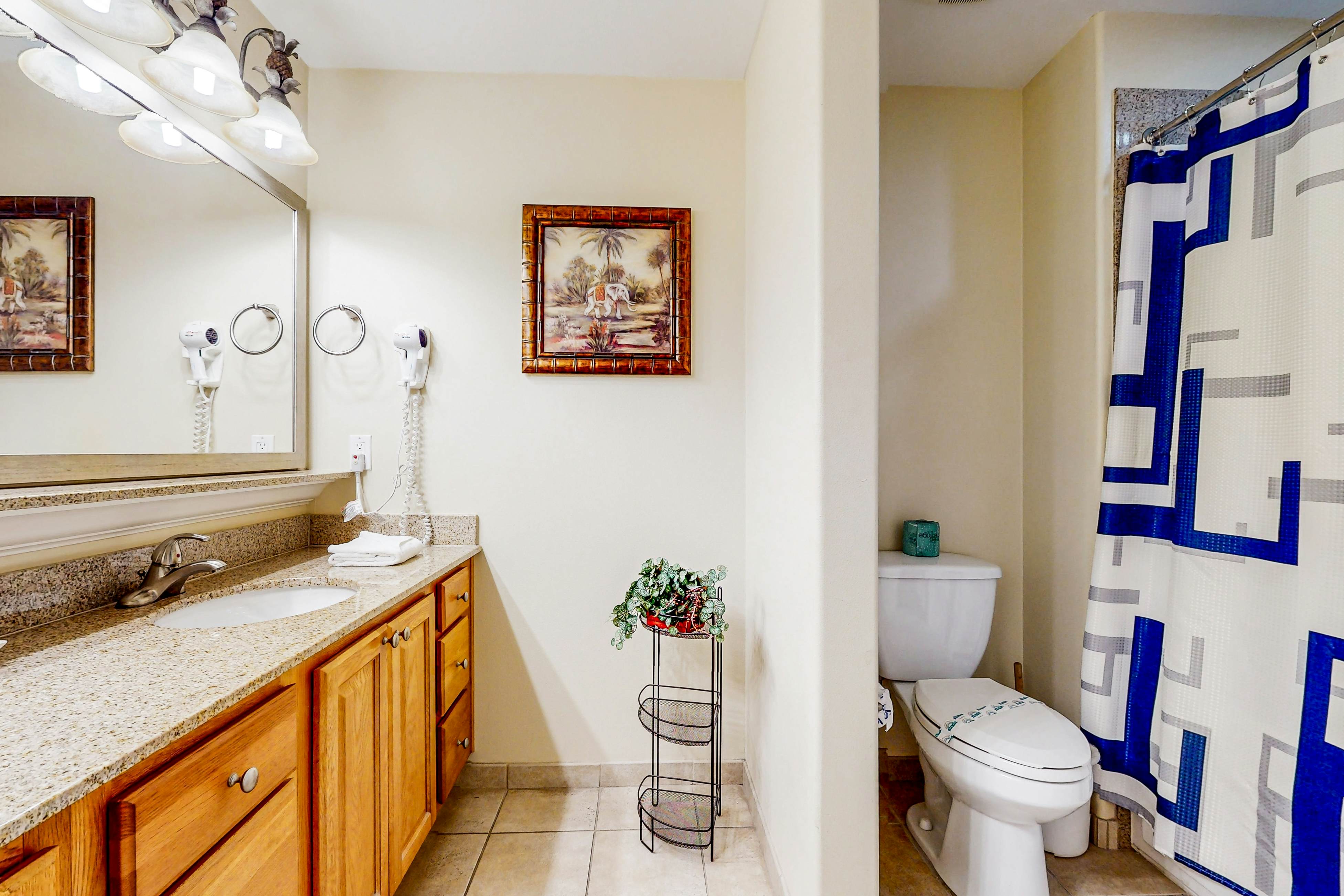 BLU119-13427-2-0303-2 - Lake Bryan Sunrise