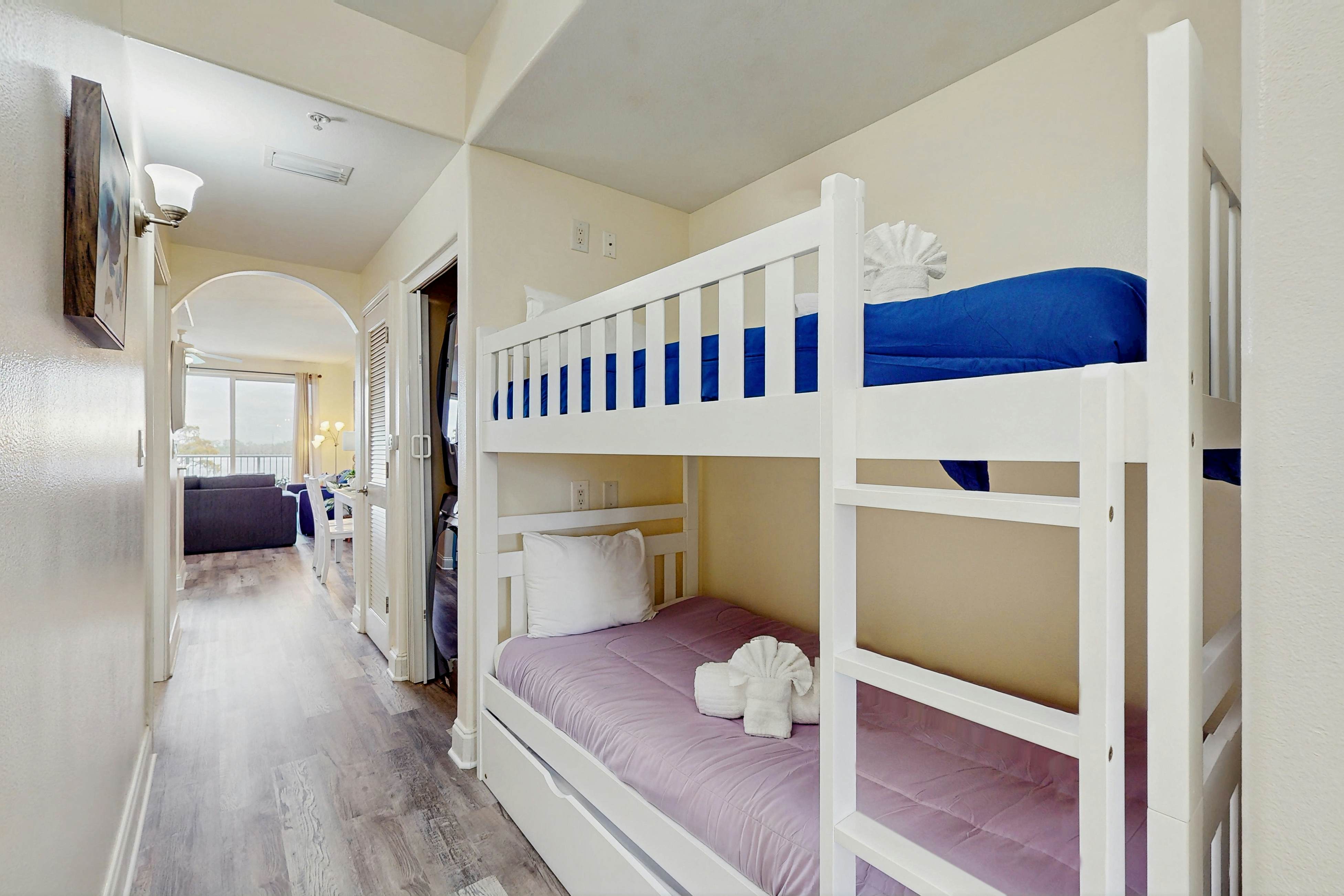 BLU102-13415-1-0208-1 - Blue Heron Beach Resort 1-0208