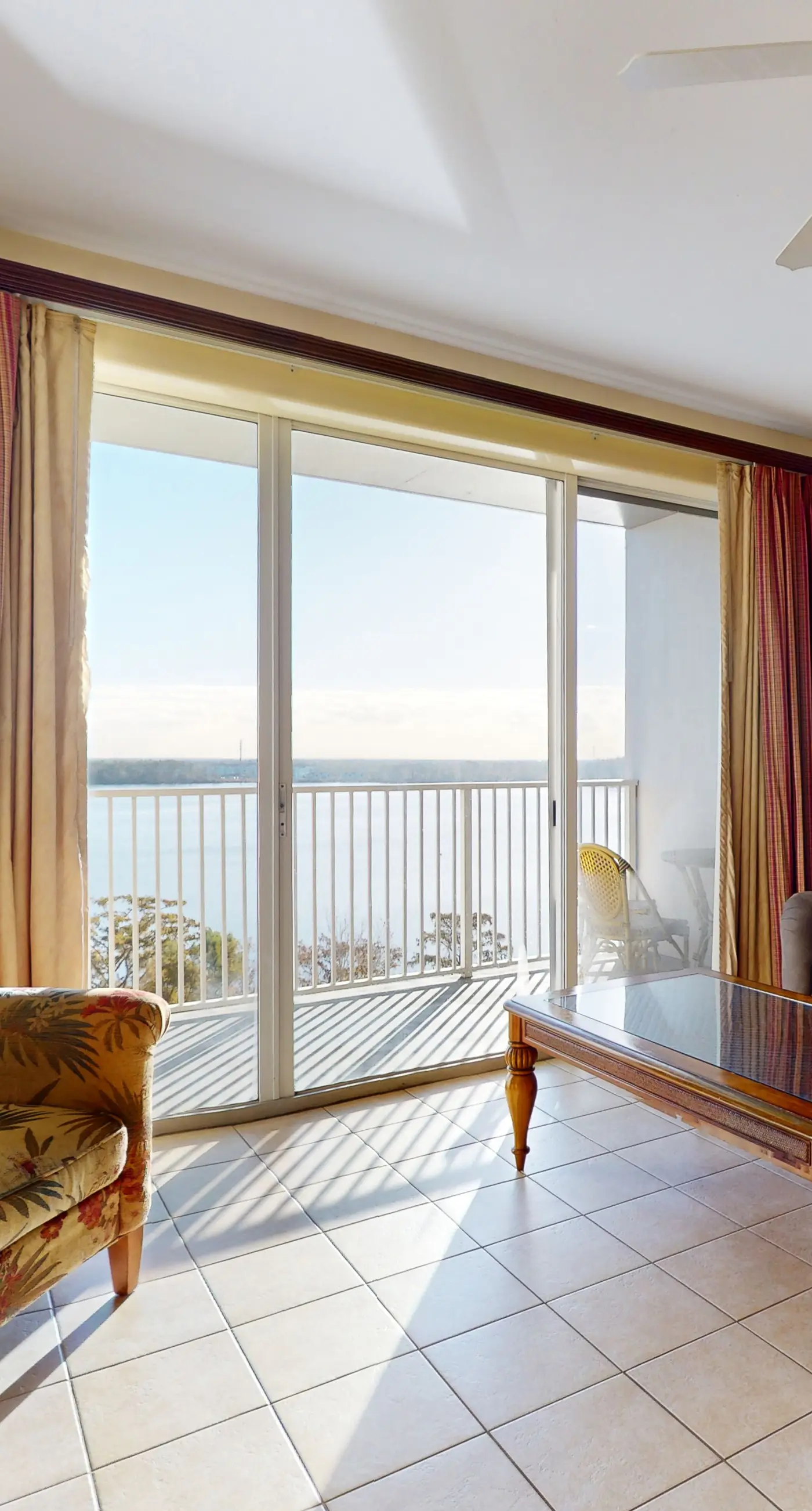 BLU109-13415-1-0602-1 - Blue Heron Beach Resort 1-0602